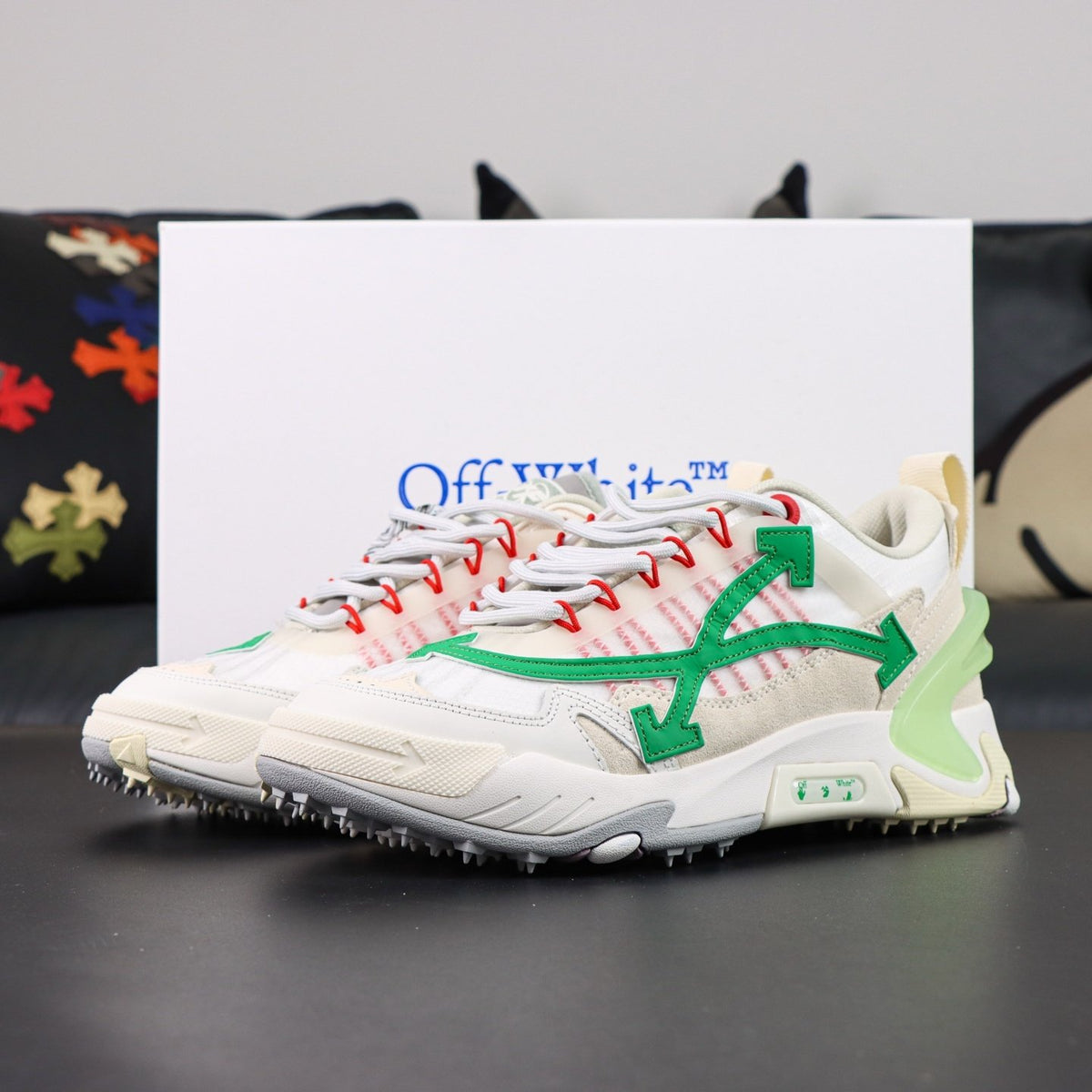 Off-White Odsy-2000 'Blanc Vert Rouge' — vue 17