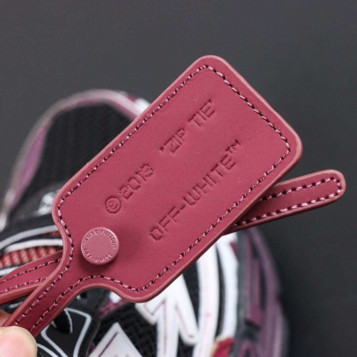 Off-White Be Right Back 'Bordeaux' — vue 4
