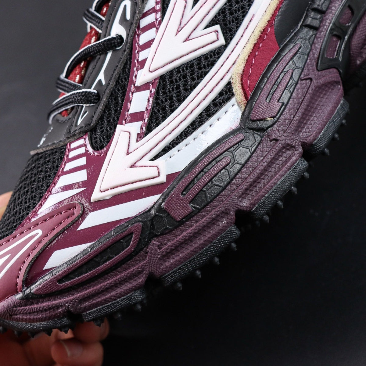 Off-White Be Right Back 'Bordeaux' — vue 8