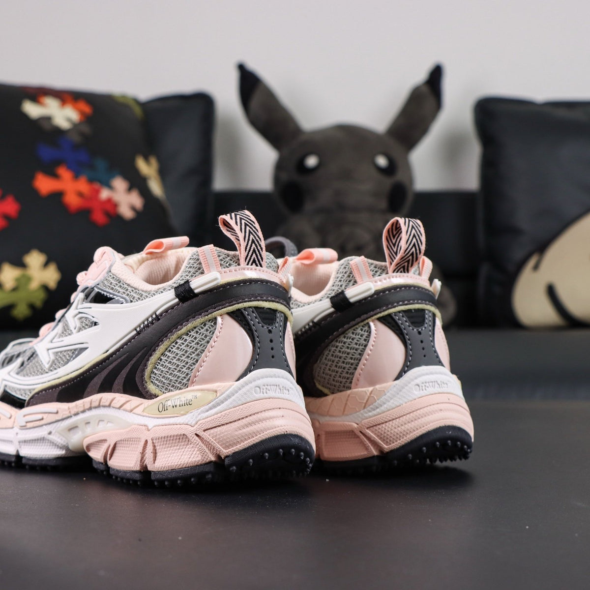 Off-White Be Right Back 'Rose Pâle Gris' — vue 16