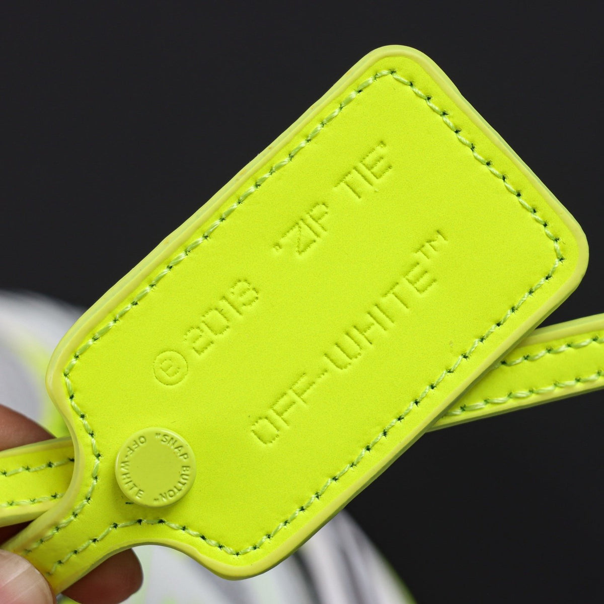 Off-White Be Right Back 'Blanc Jaune Fluo' — vue 5