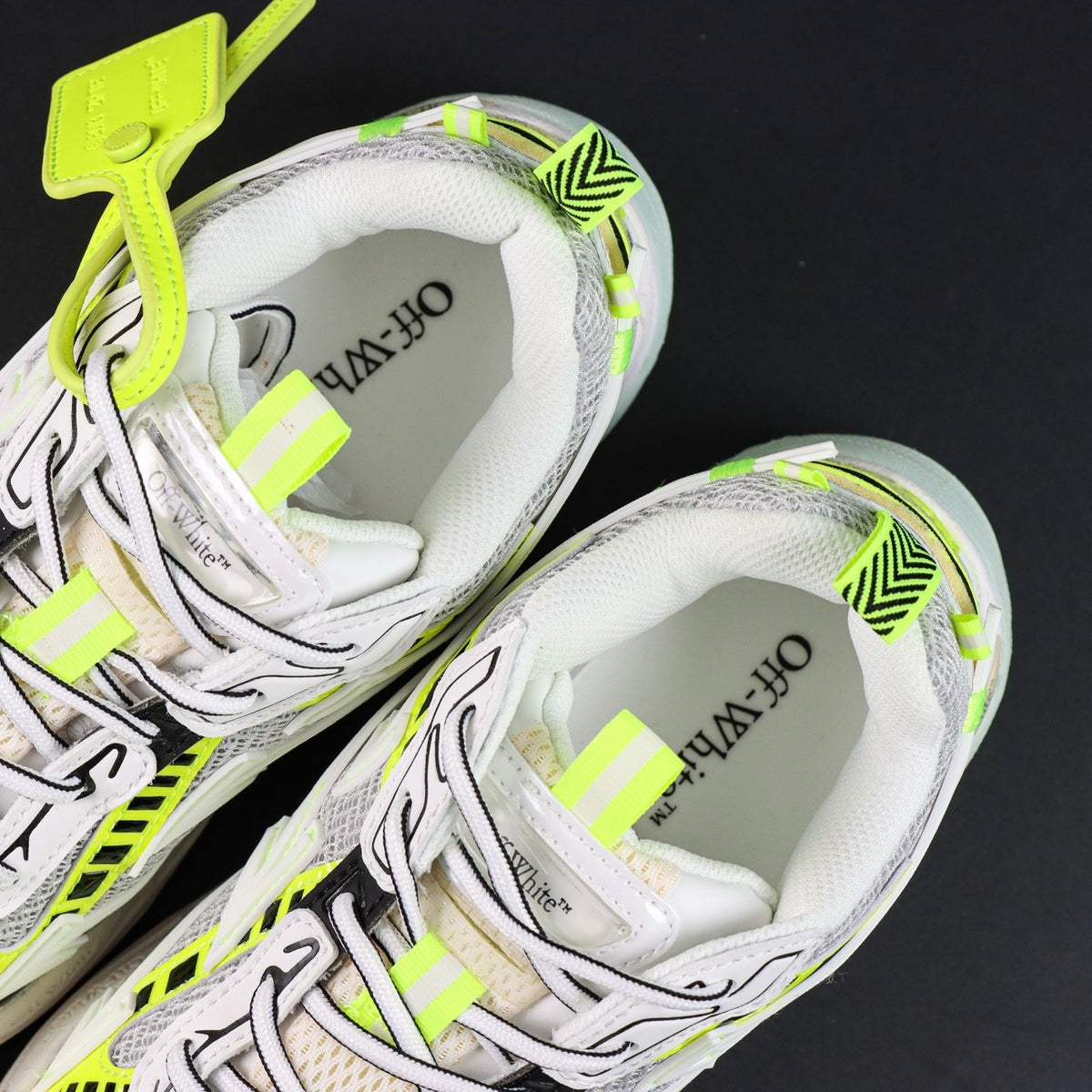 Off-White Be Right Back 'Blanc Jaune Fluo' — vue 14