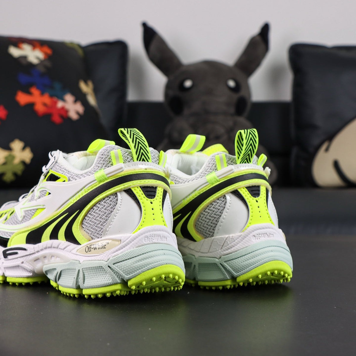 Off-White Be Right Back 'Blanc Jaune Fluo' — vue 17