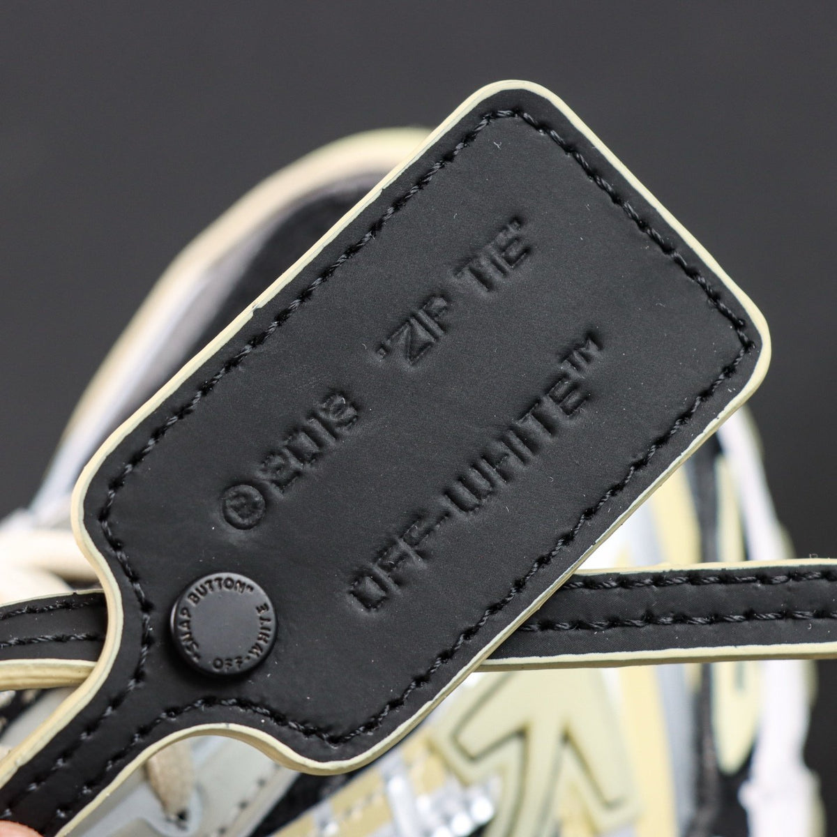 Off-White Be Right Back 'Beige Doré' — vue 2