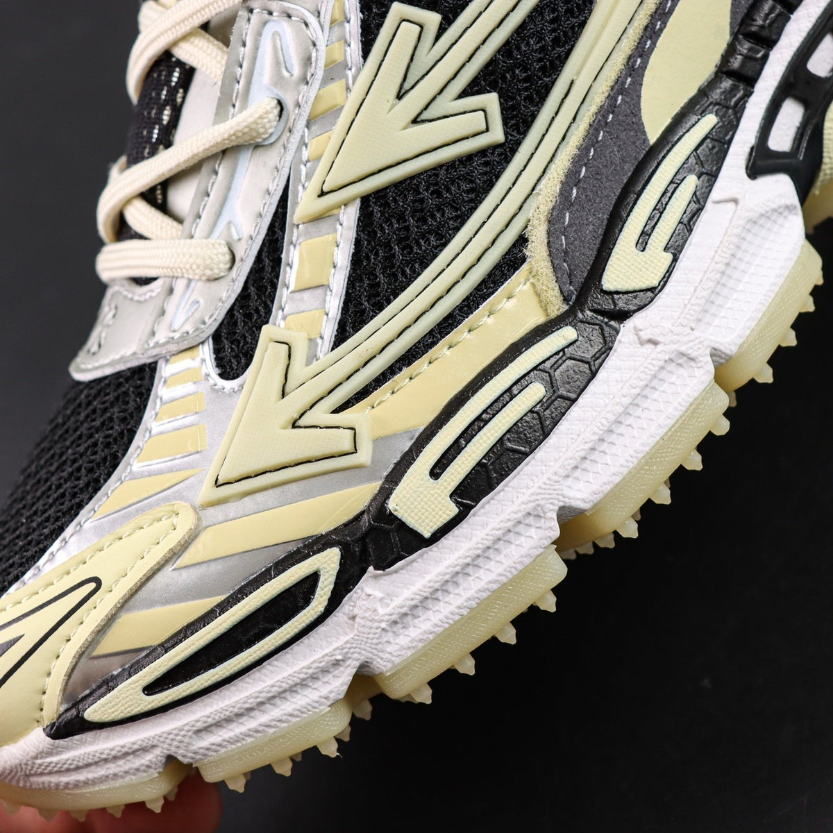 Off-White Be Right Back 'Beige Doré' — vue 4