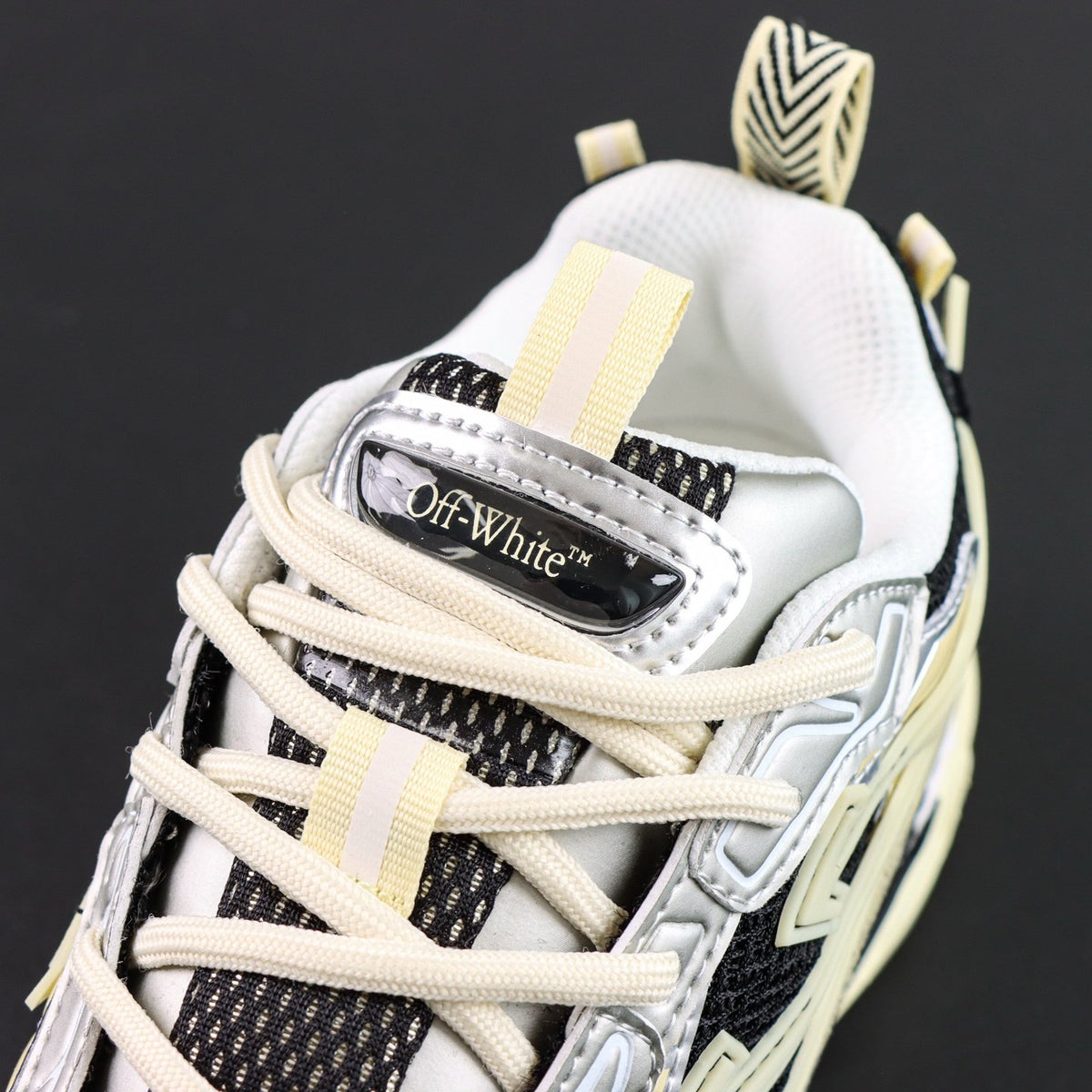 Off-White Be Right Back 'Beige Doré' — vue 9