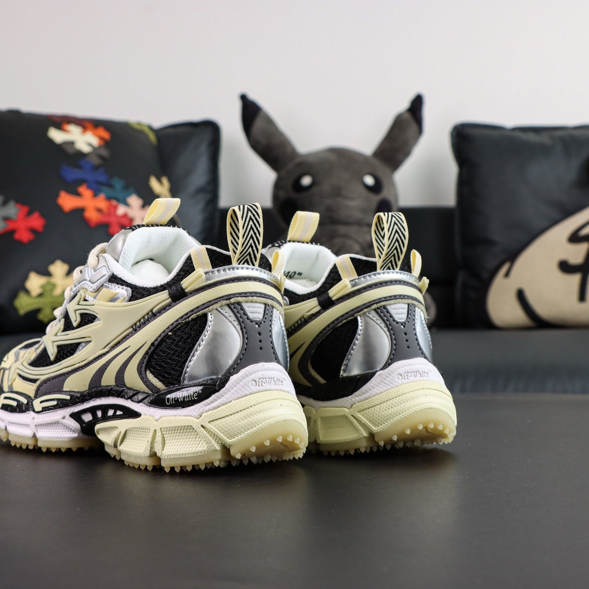 Off-White Be Right Back 'Beige Doré' — vue 15