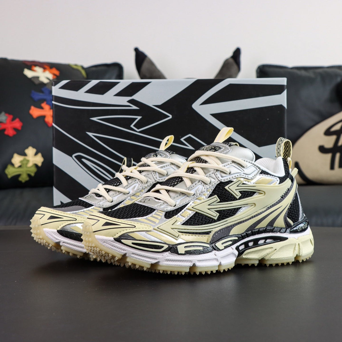 Off-White Be Right Back 'Beige Doré' — vue 16