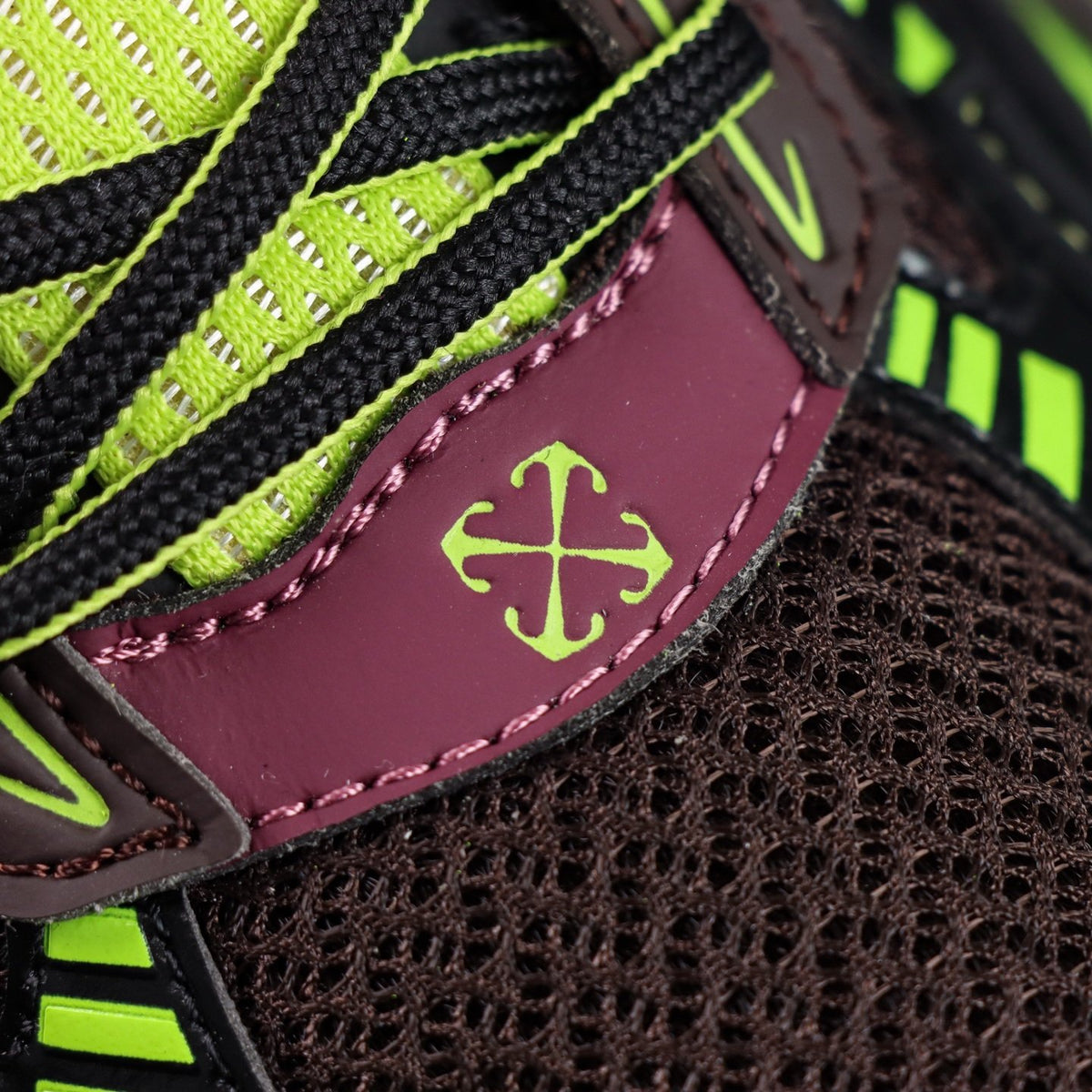 Off-White Be Right Back 'Noir Vert Fluo' — vue 5