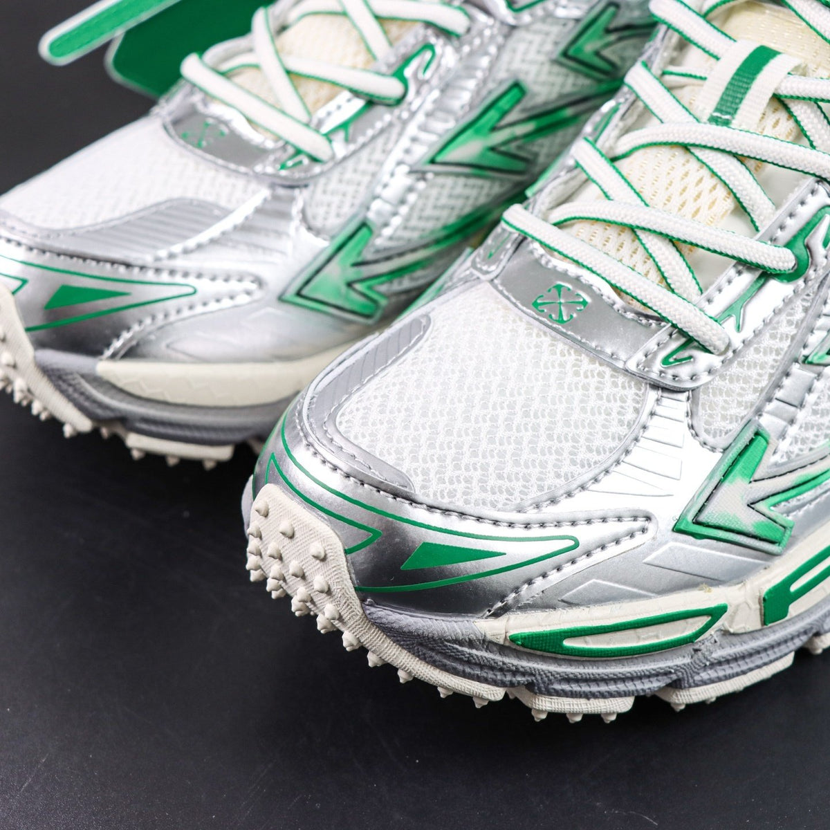 Off-White Be Right Back 'Blanc Vert' — vue 13