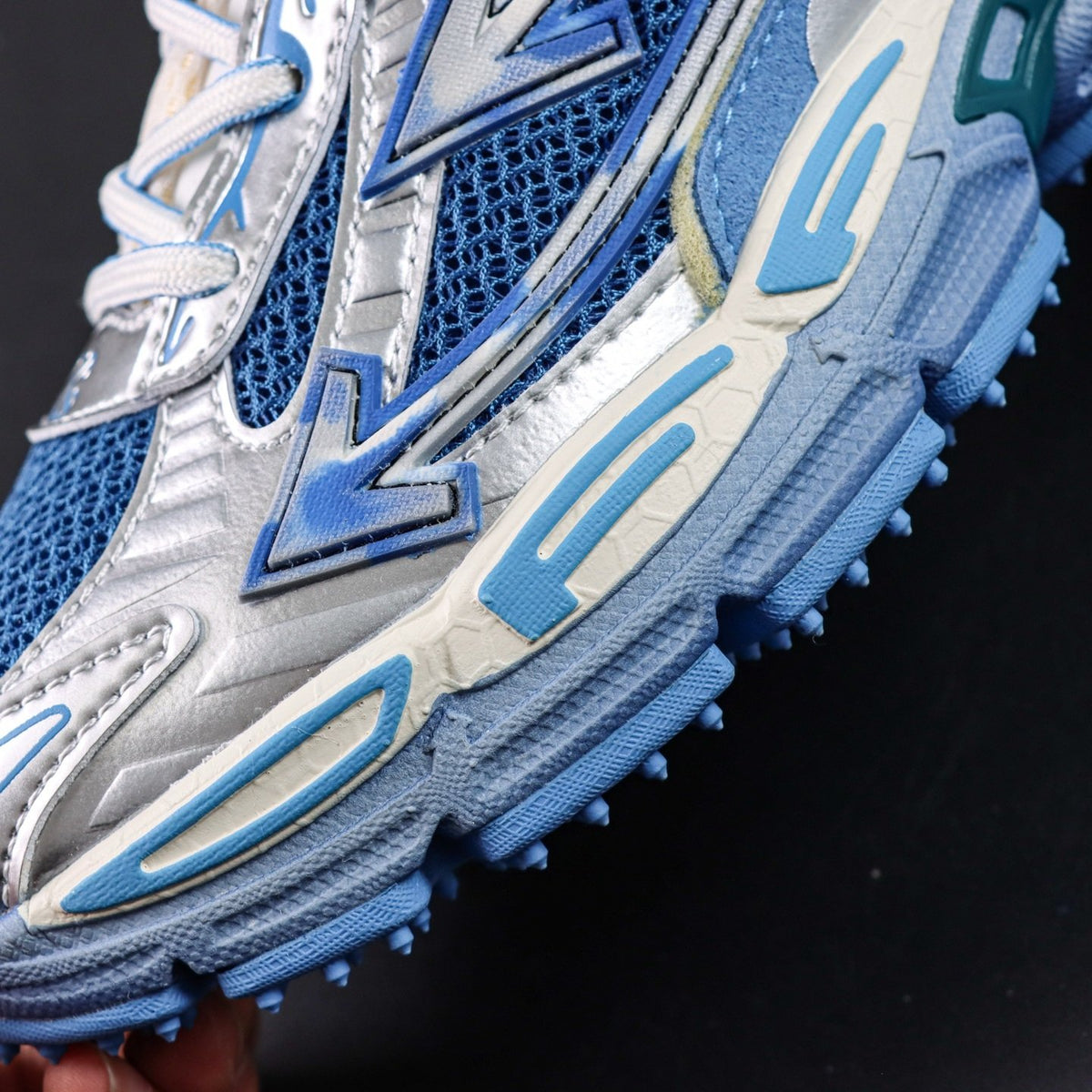 Off-White Be Right Back 'Bleu Ciel Argent' — vue 7