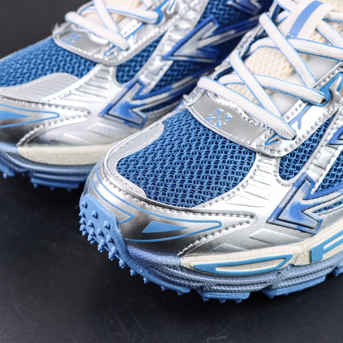 Off-White Be Right Back 'Bleu Ciel Argent' — vue 14