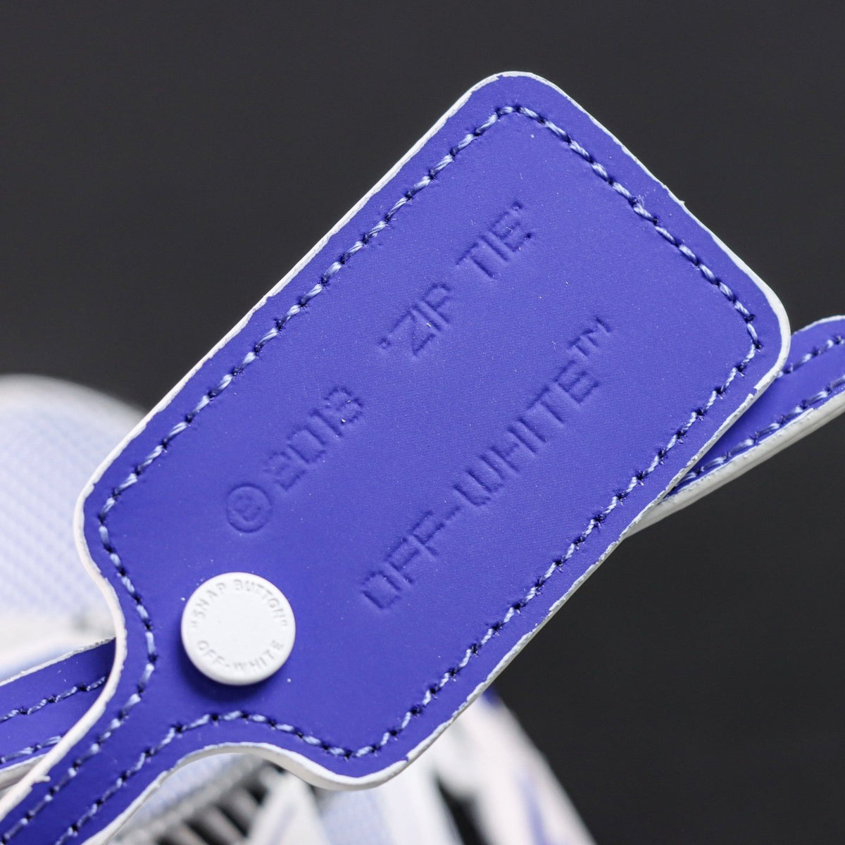 Off-White Be Right Back 'Blanc Bleu Violet' — vue 4