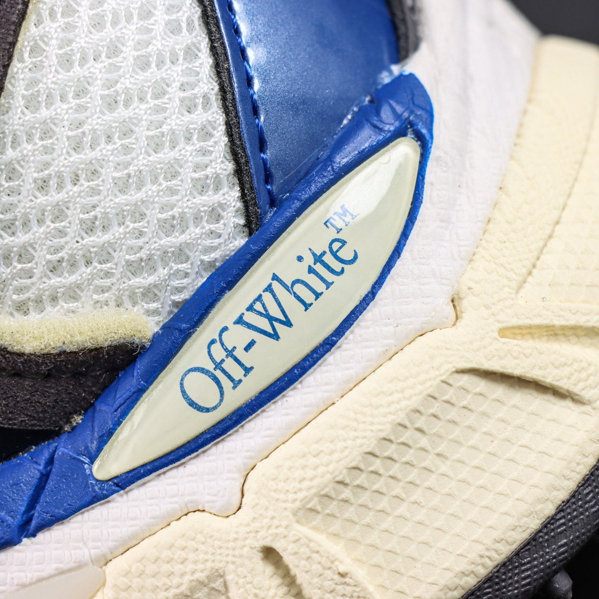 Off-White Be Right Back 'Blanc Bleu Marine' — vue 9