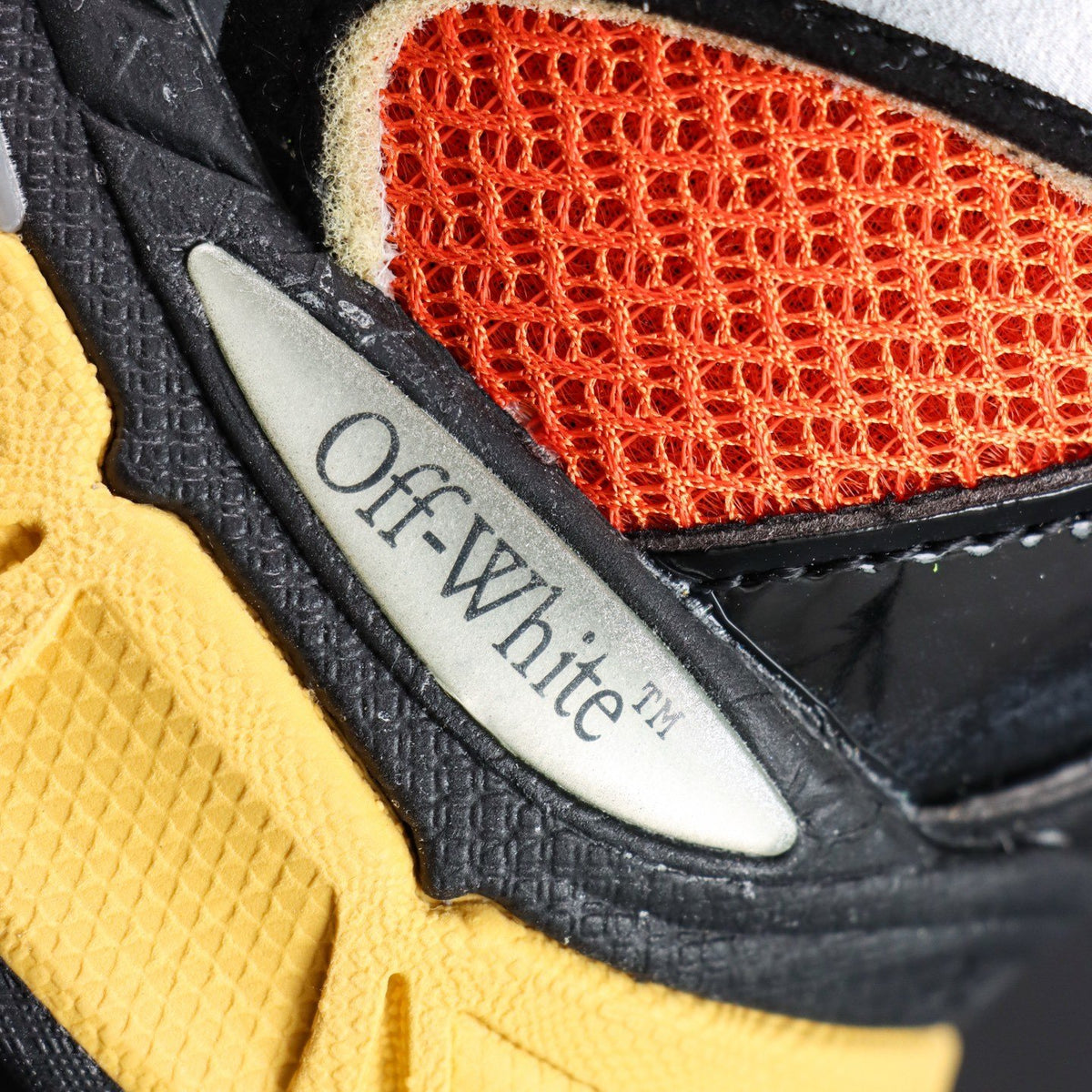 Off-White Be Right Back 'Rouge Orange Argent' — vue 6