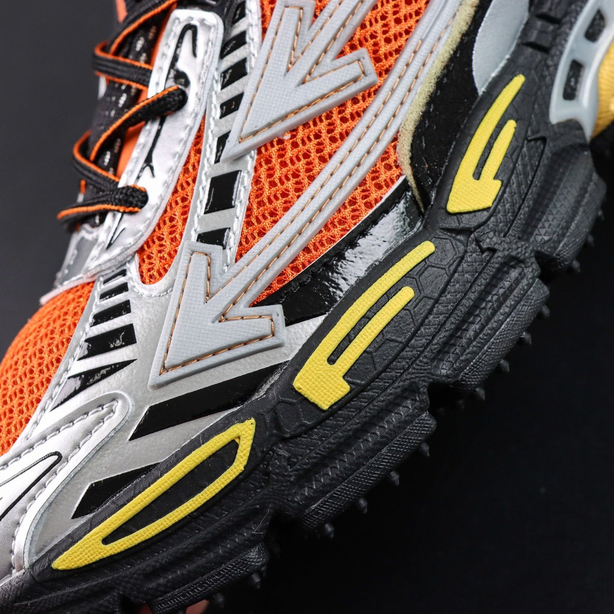 Off-White Be Right Back 'Rouge Orange Argent' — vue 9