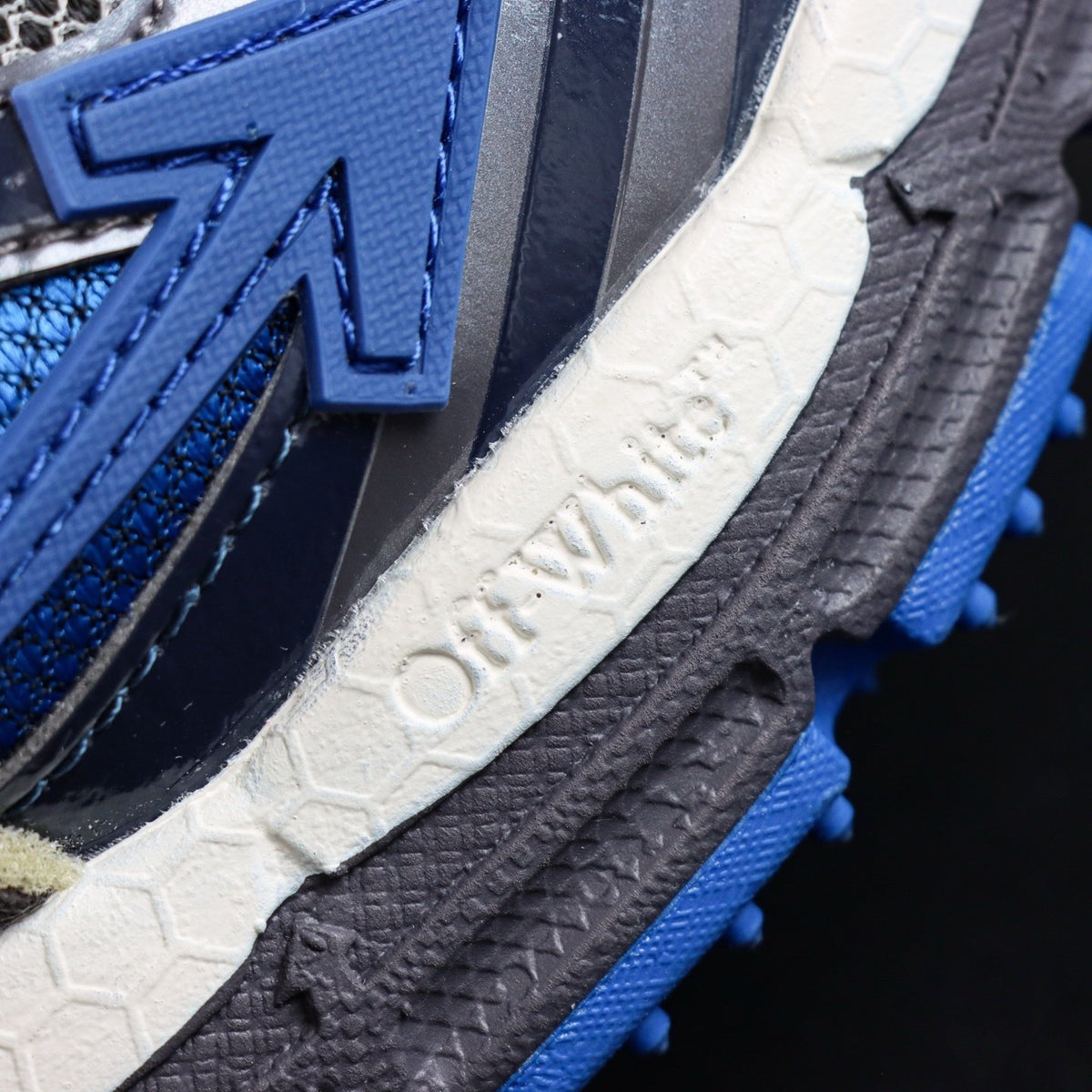 Off-White Be Right Back 'Bleu Roi' — vue 3