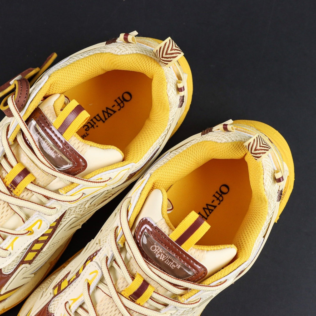 Off-White Be Right Back 'Jaune Doré' — vue 13