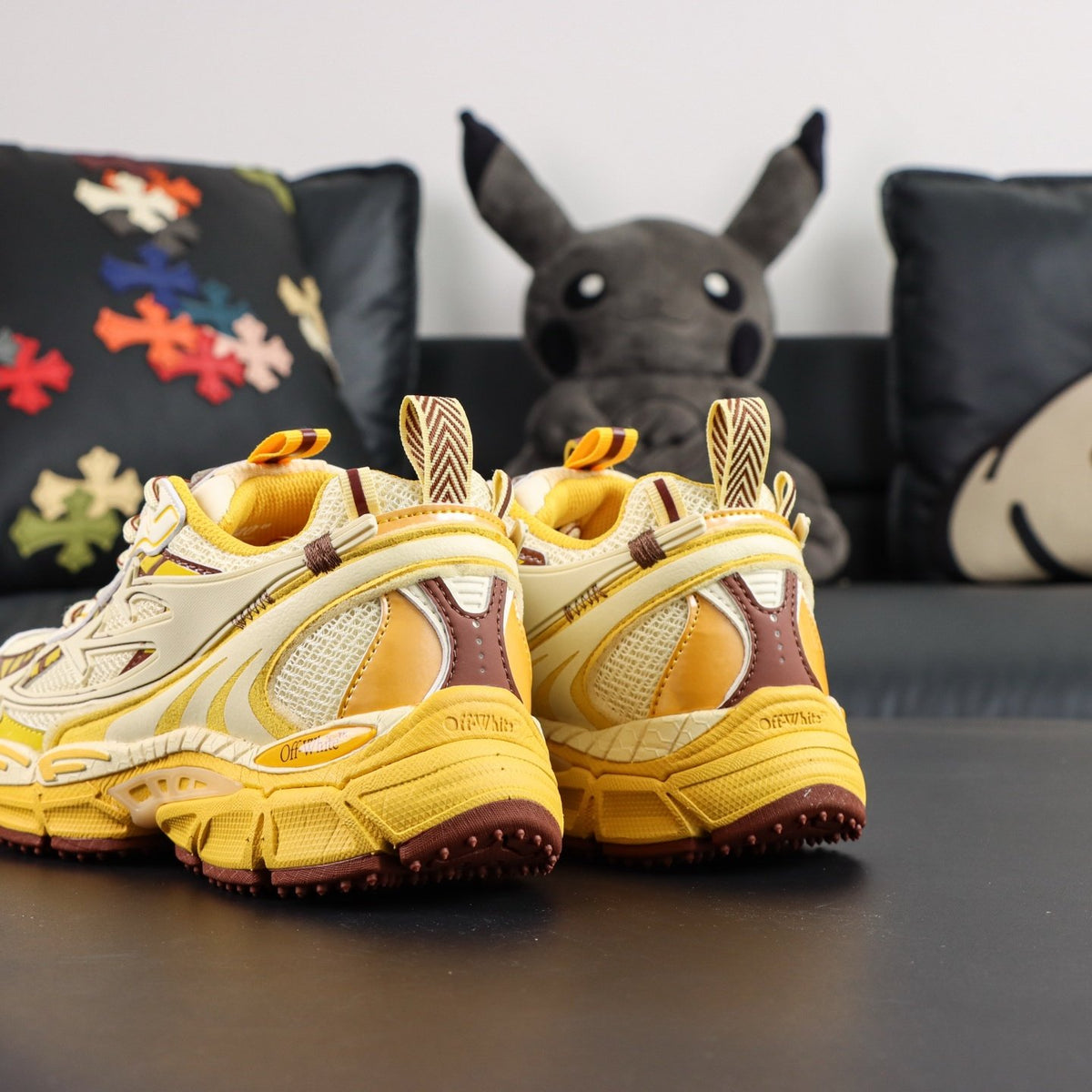 Off-White Be Right Back 'Jaune Doré' — vue 16