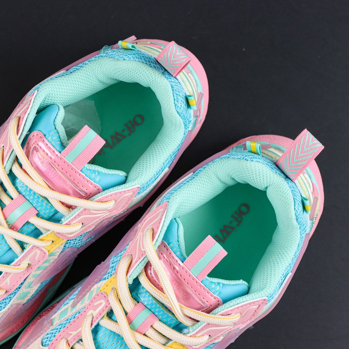 Off-White Be Right Back 'Rose Turquoise' — vue 13