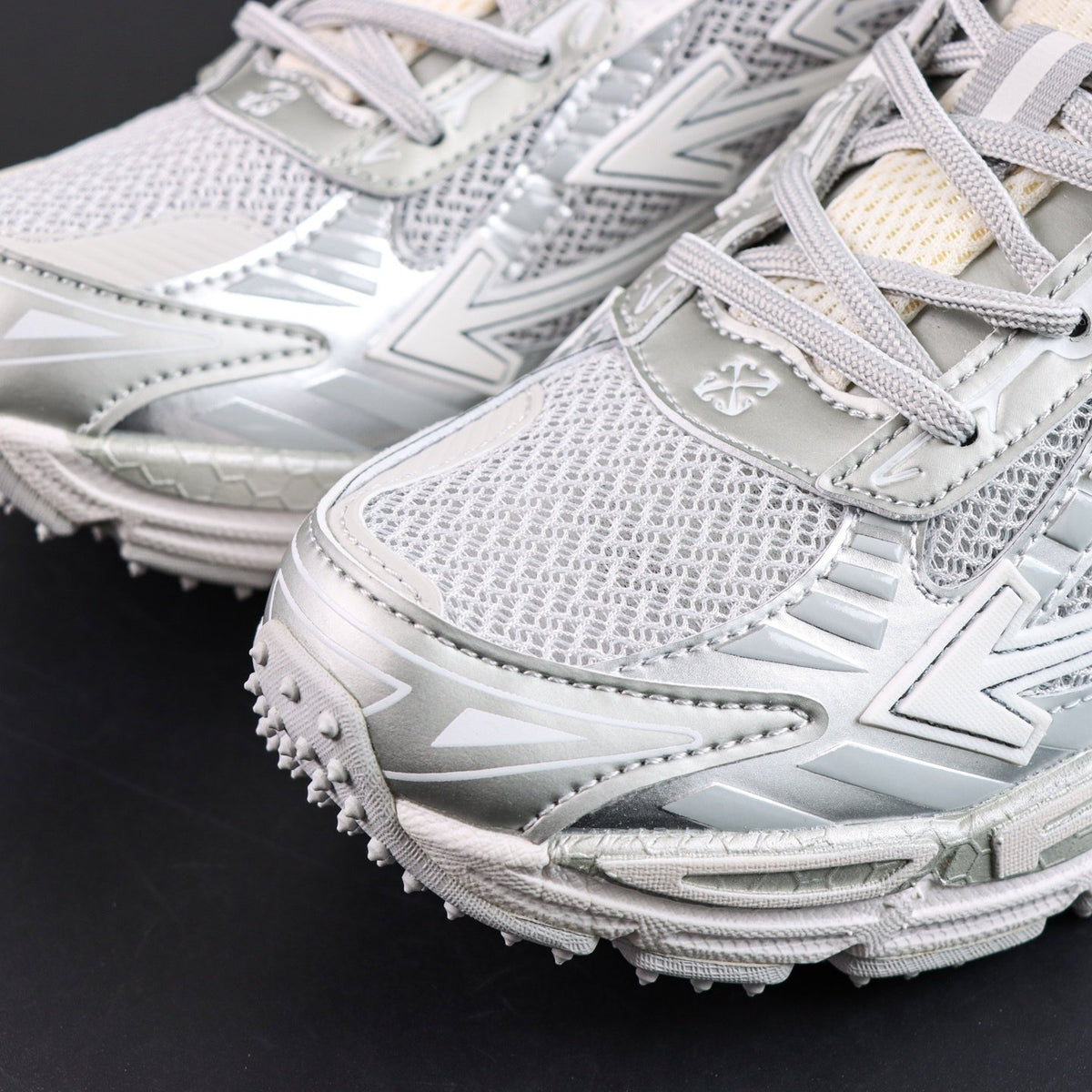 Off-White Be Right Back 'Blanc Argent' — vue 16