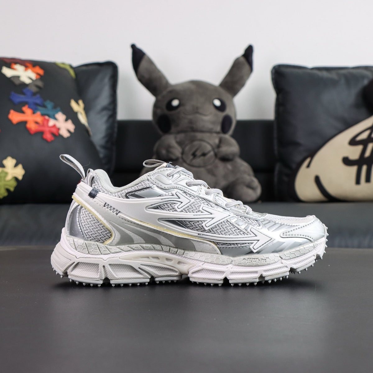 Off-White Be Right Back 'Blanc Argent' — vue 17