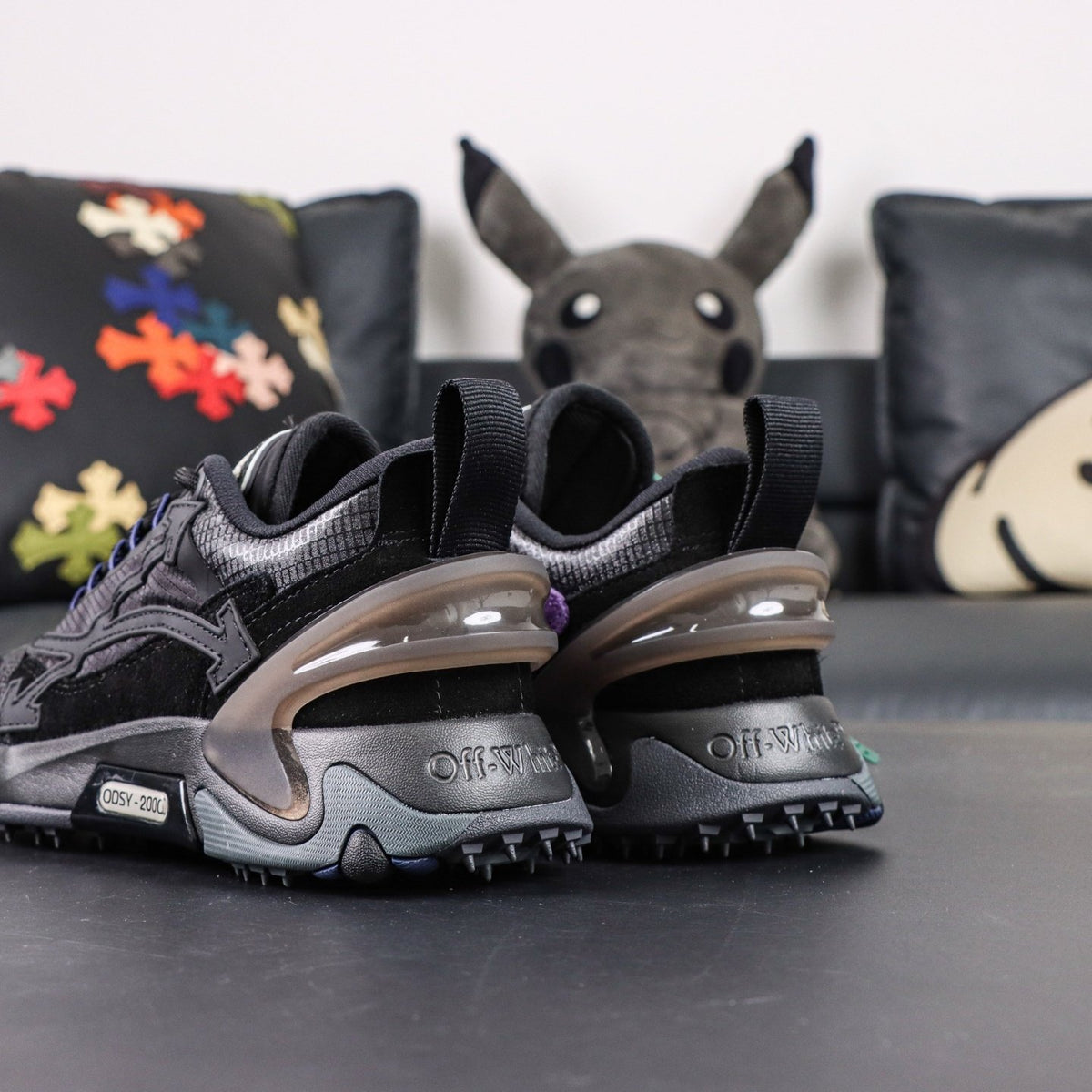 Off-White Odsy-1000 'Noir' — vue 16