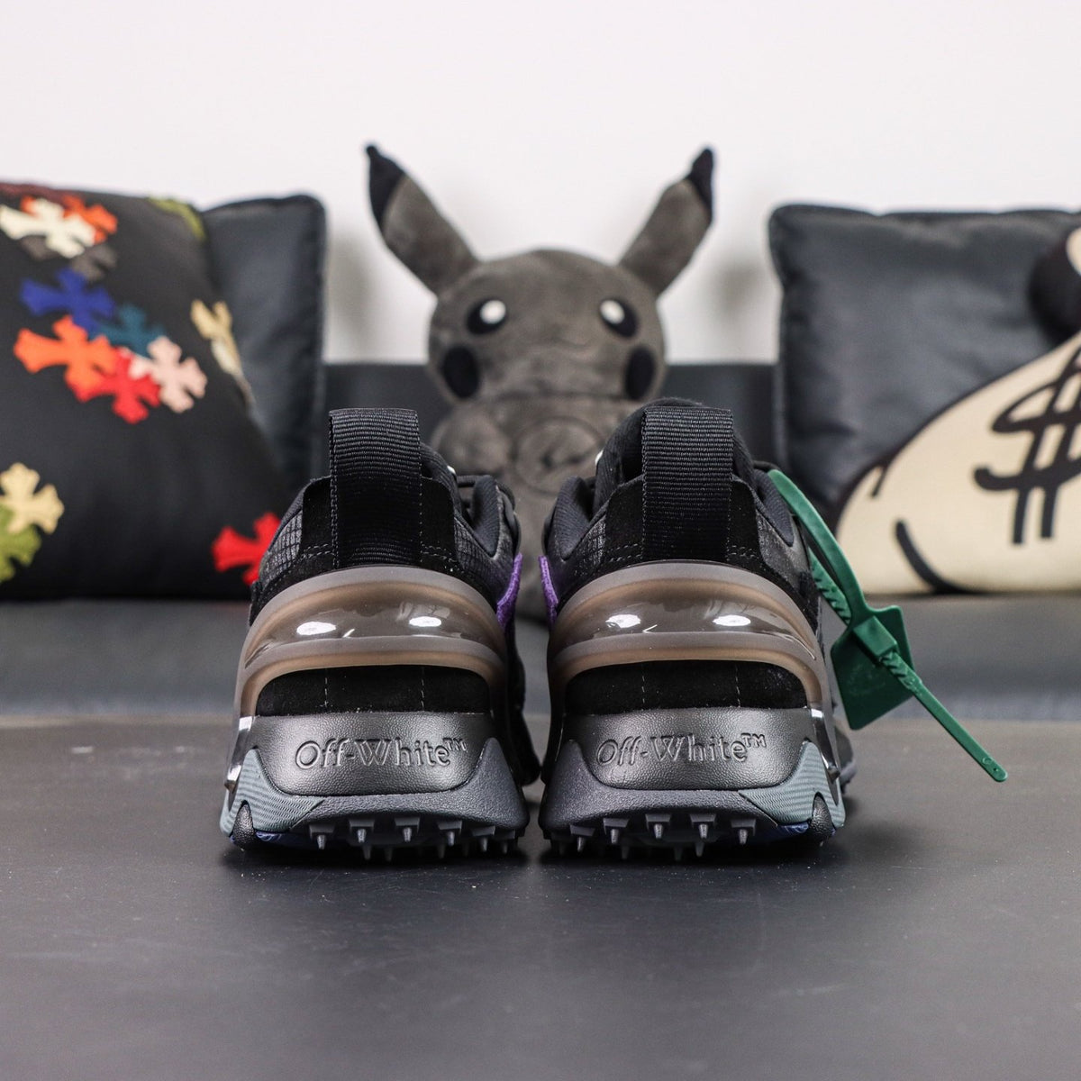 Off-White Odsy-1000 'Noir' — vue 19