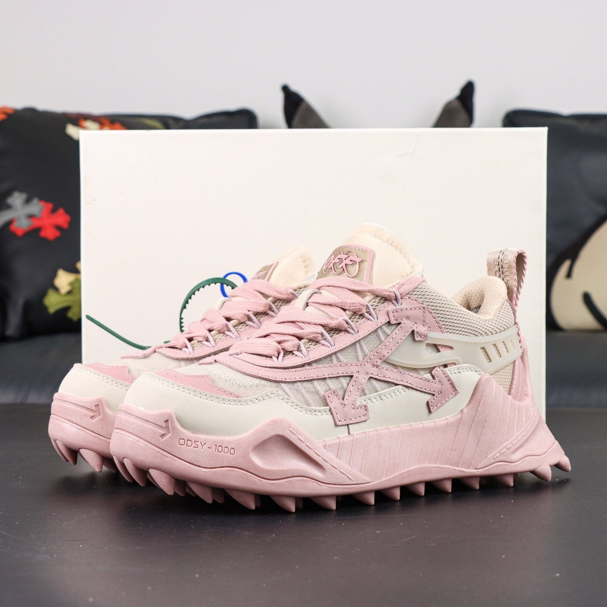Off-White Odsy-1000 'Rose' — vue 17