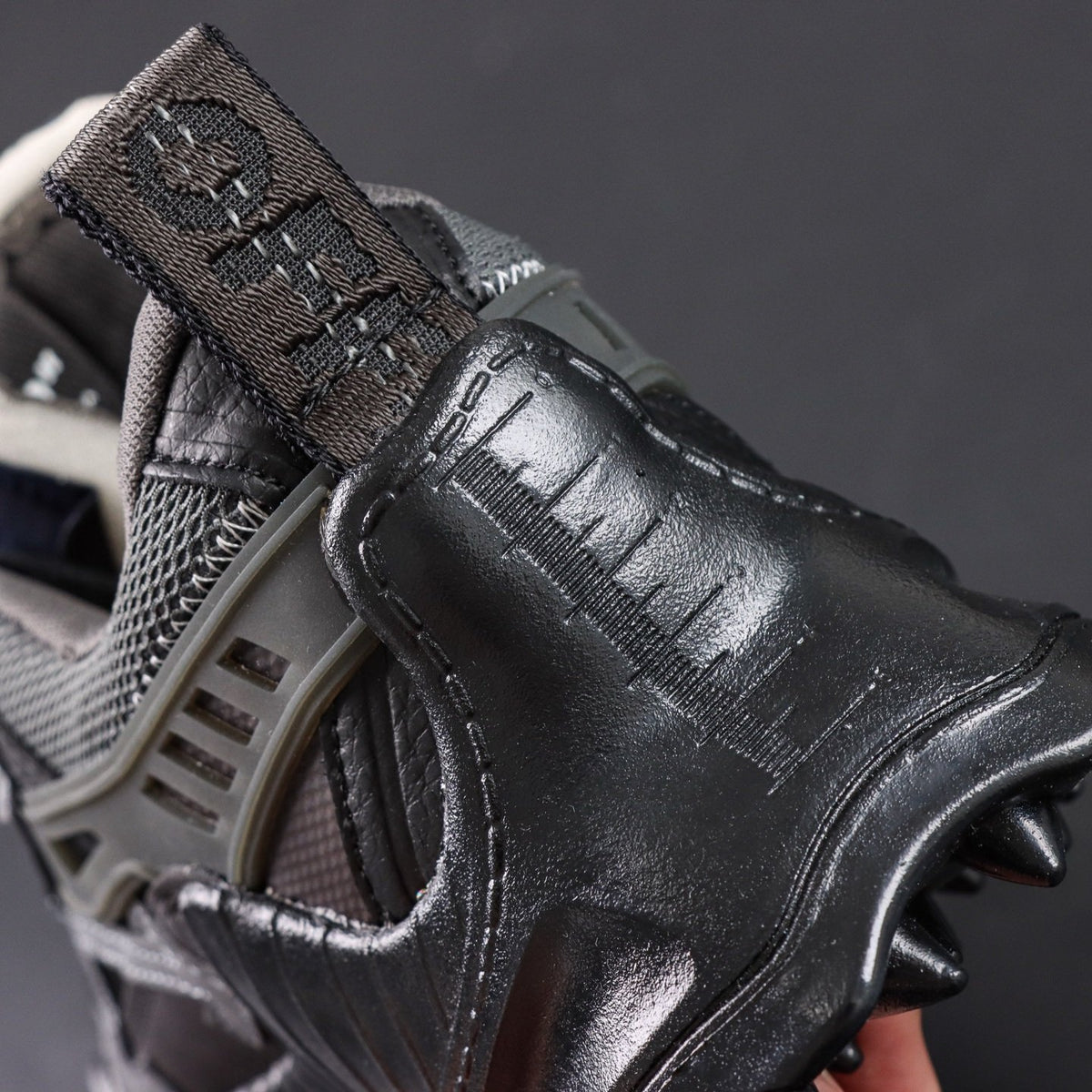 Off-White Odsy-1000 'Noir Intégral' — vue 5