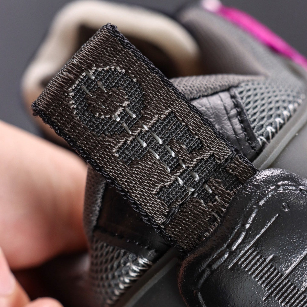 Off-White Odsy-1000 'Noir Intégral' — vue 8