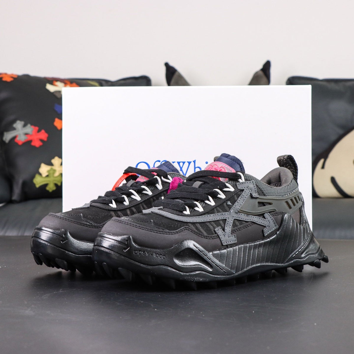 Off-White Odsy-1000 'Noir Intégral' — vue 17