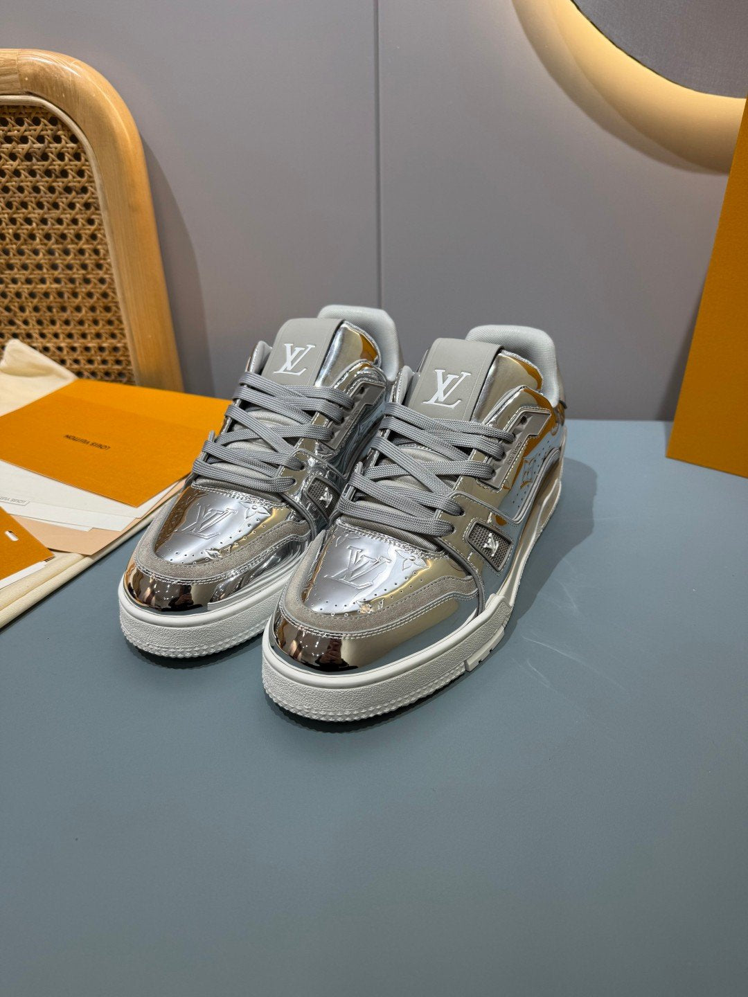 Sneakers Trainer 'Argent Métallisé' — vue 16