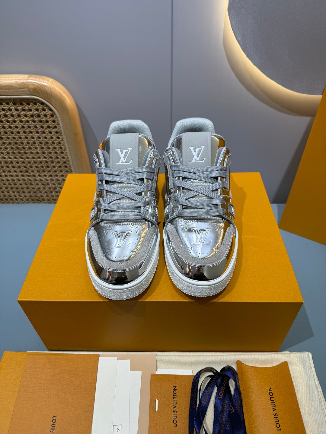 Sneakers Trainer 'Argent Métallisé' — vue 30