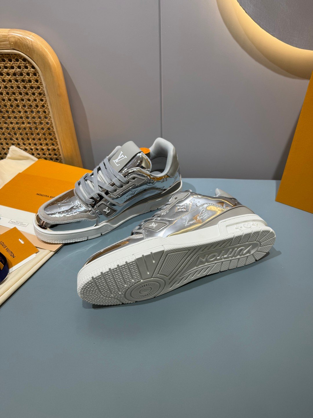 Sneakers Trainer 'Argent Métallisé' — vue 34