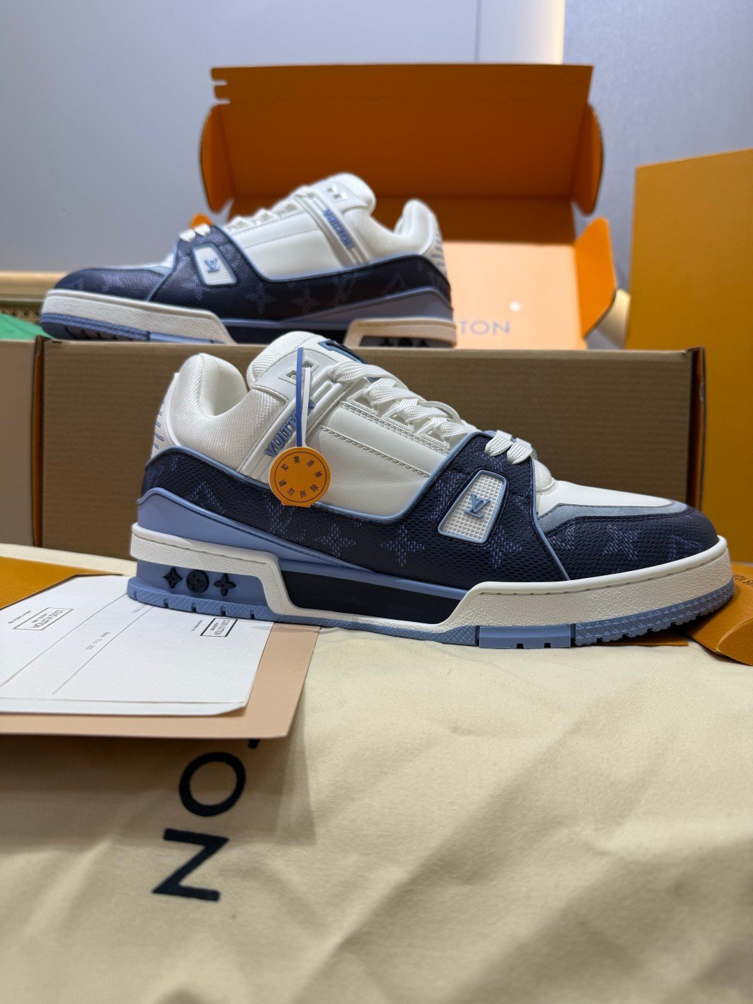 Sneakers Trainer 'Blanc Bleu Denim' — vue 2