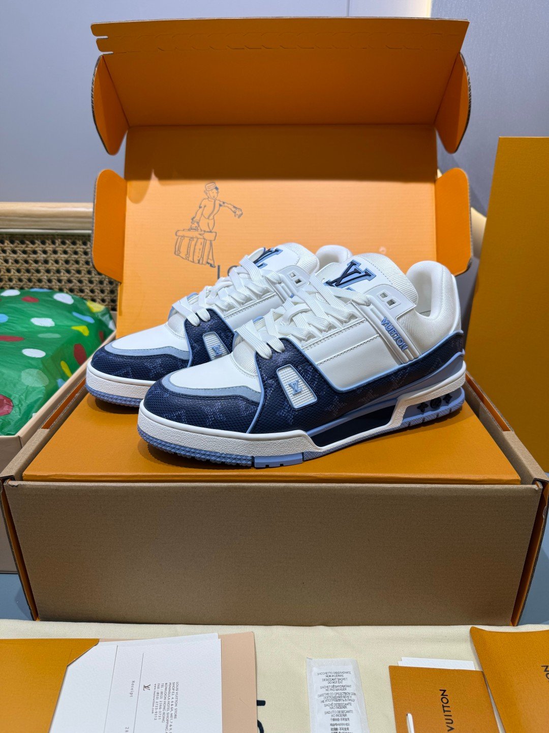 Sneakers Trainer 'Blanc Bleu Denim' — vue 4