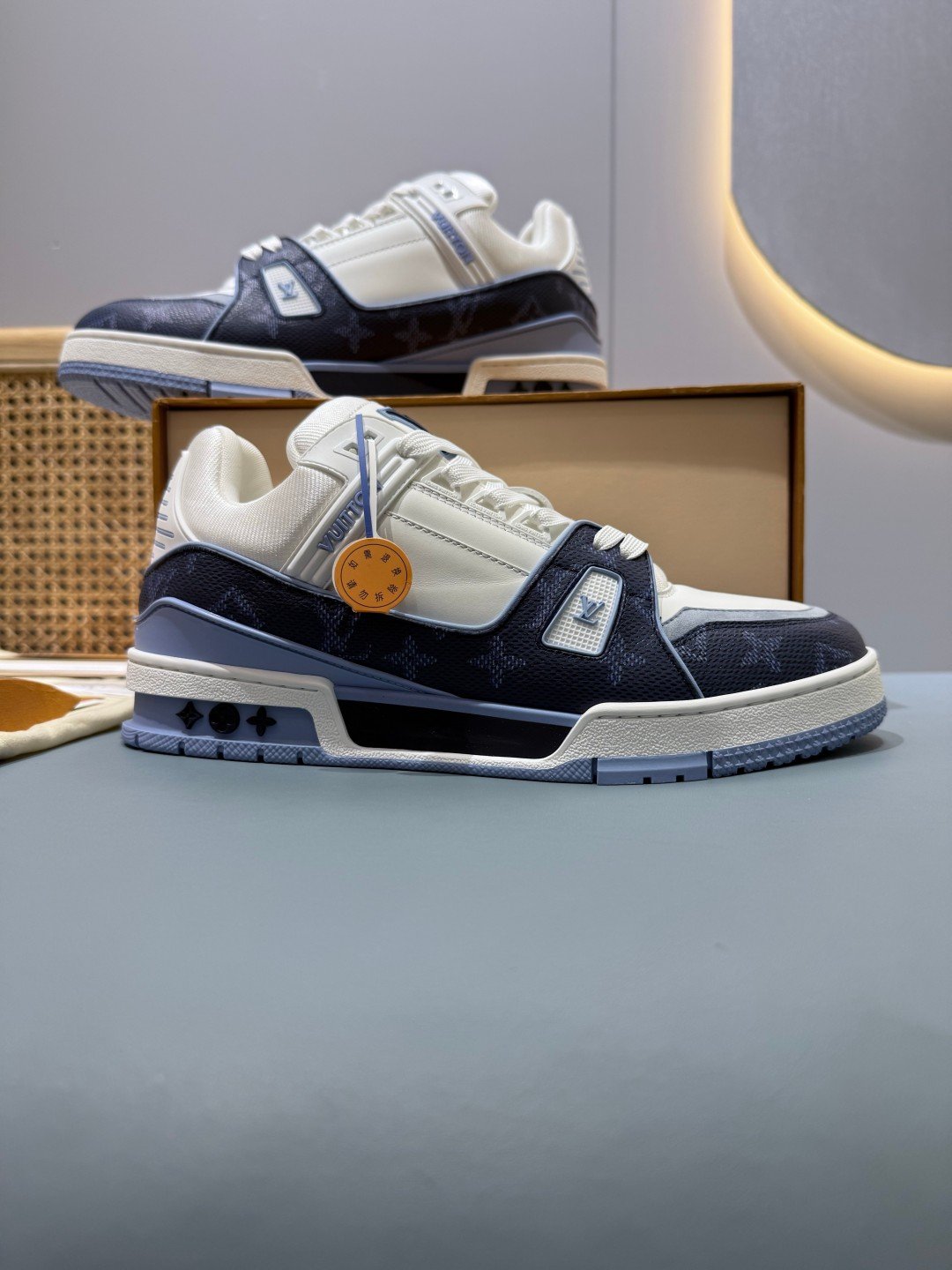 Sneakers Trainer 'Blanc Bleu Denim' — vue 32