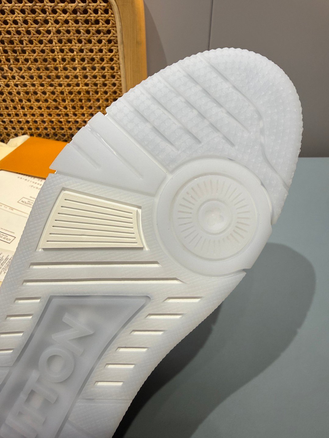 Sneakers Trainer 'Blanc Beige Brodé' — vue 6