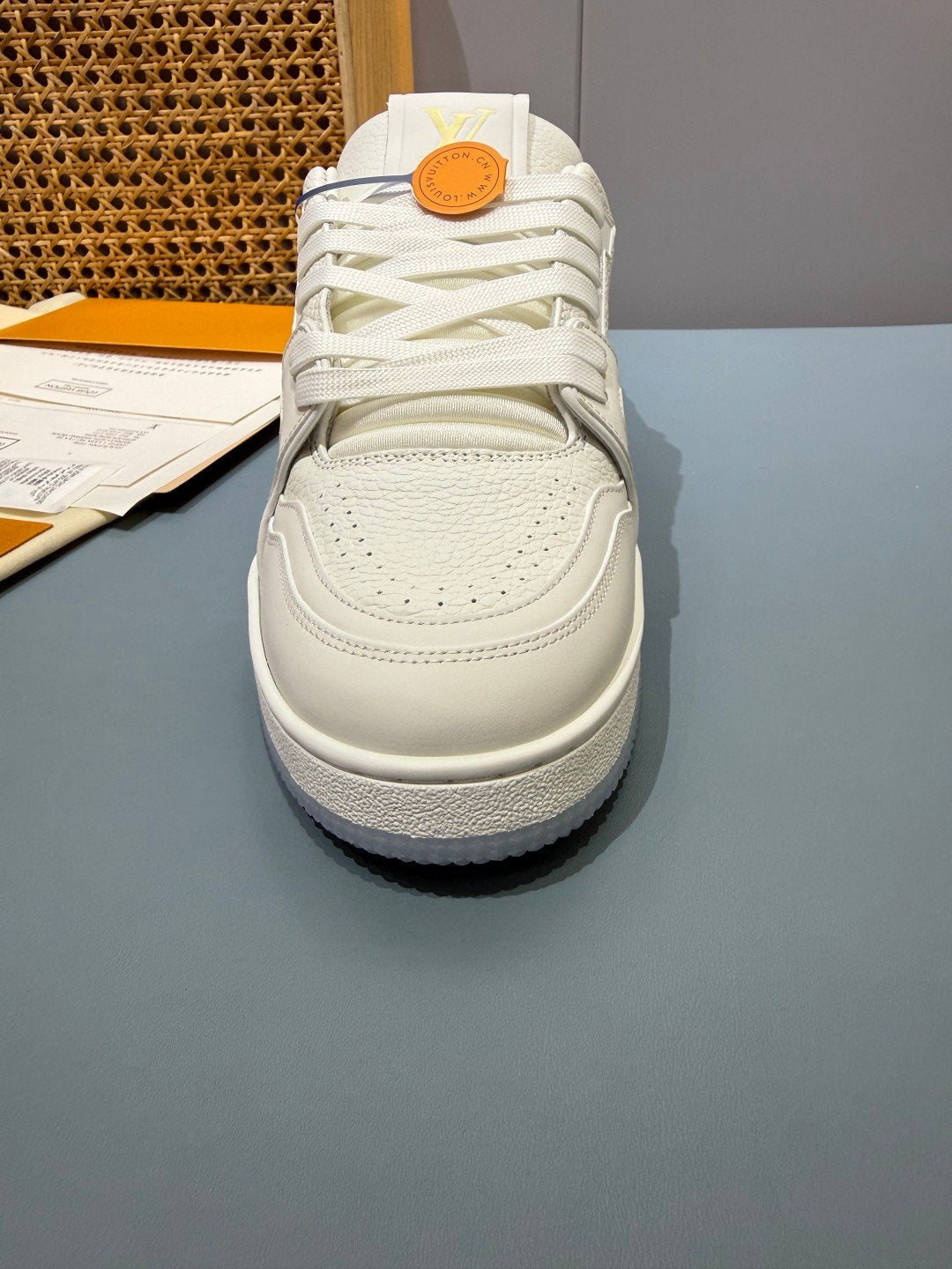 Sneakers Trainer 'Blanc Beige Brodé' — vue 8