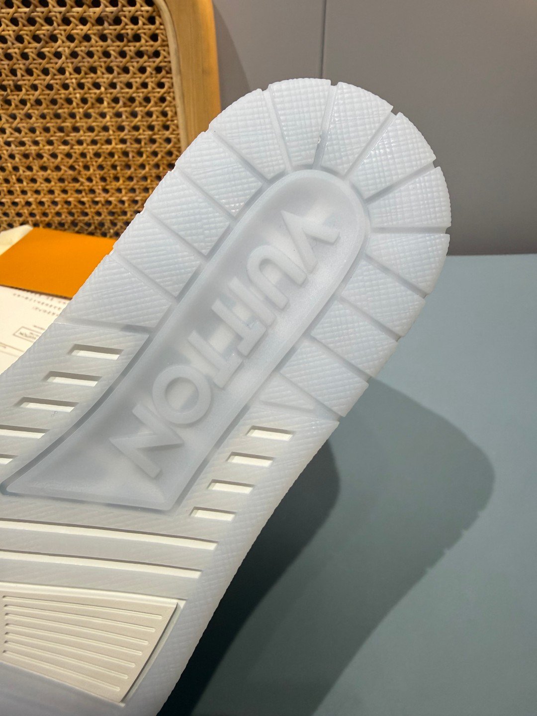 Sneakers Trainer 'Blanc Beige Brodé' — vue 10