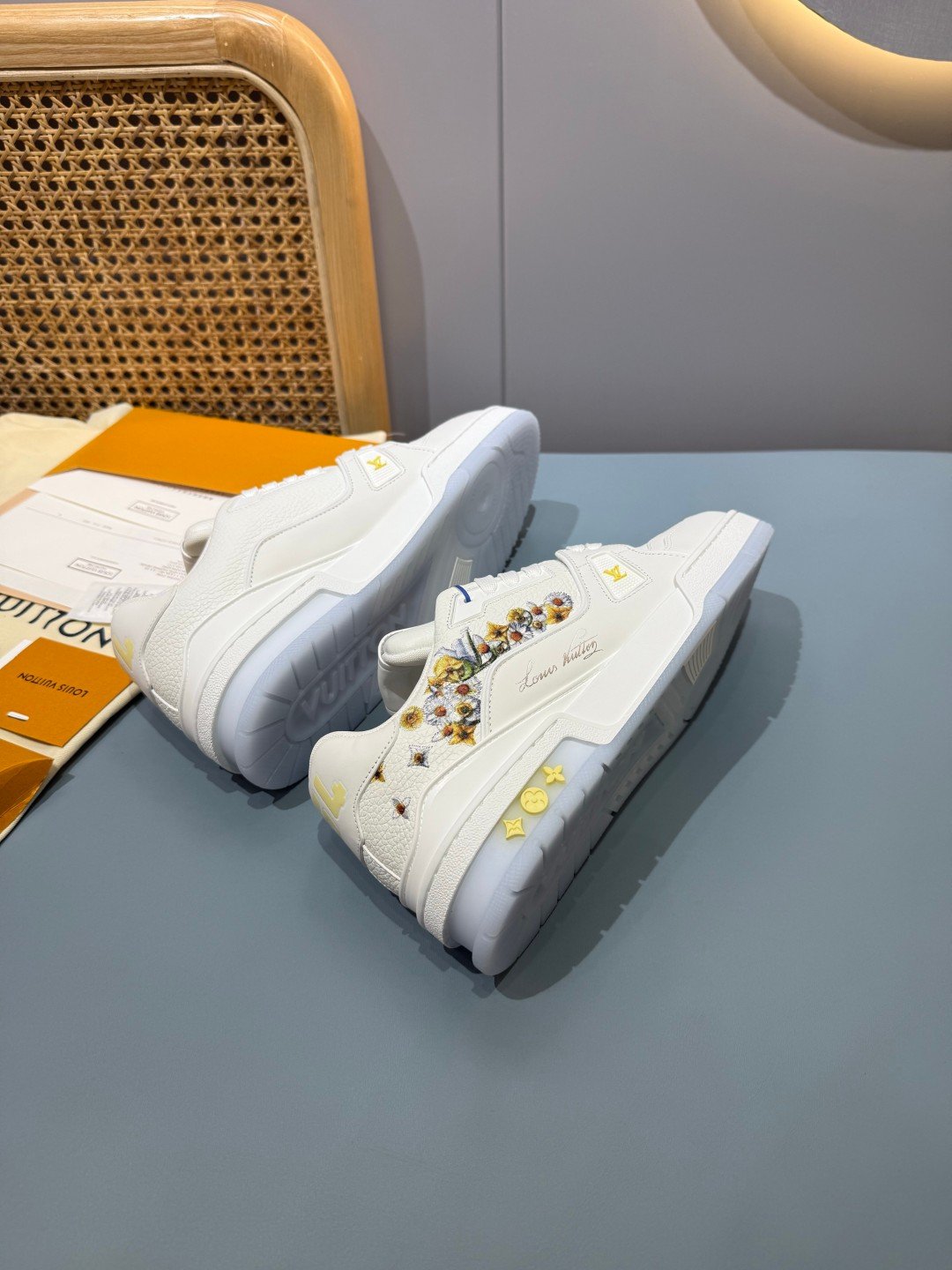 Sneakers Trainer 'Blanc Beige Brodé' — vue 22