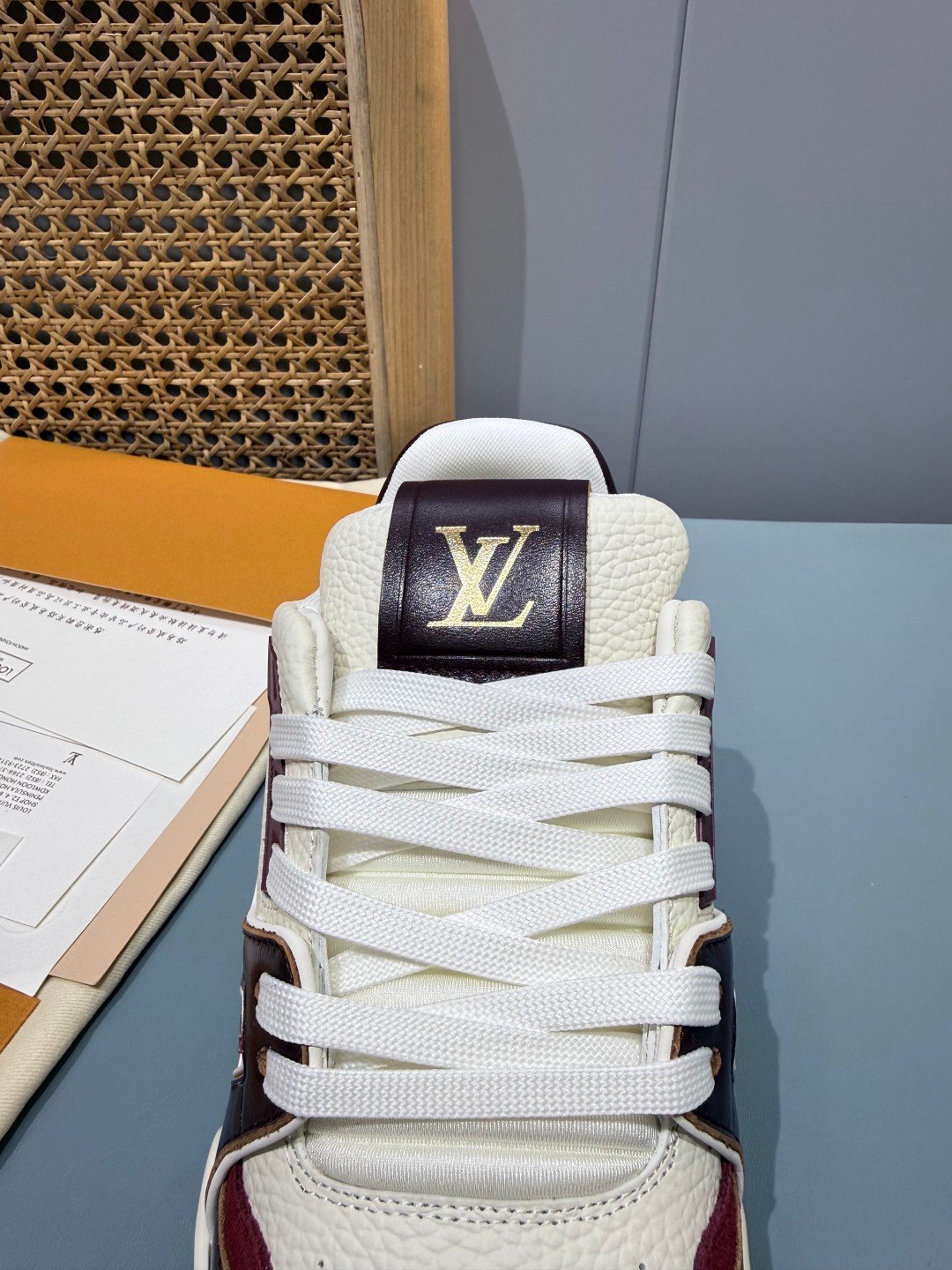Sneakers Trainer 'Blanc Bordeaux' — vue 8