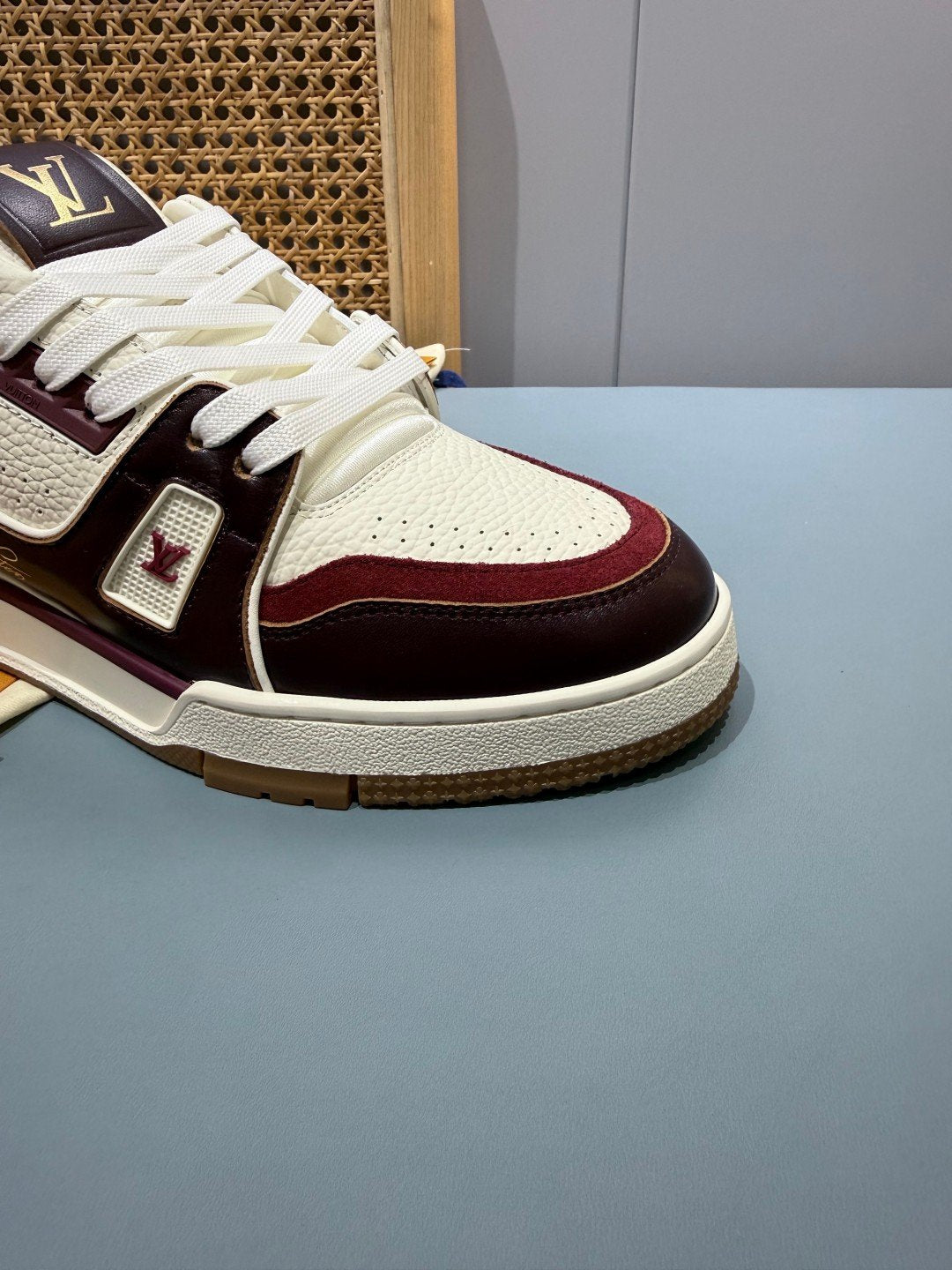 Sneakers Trainer 'Blanc Bordeaux' — vue 13