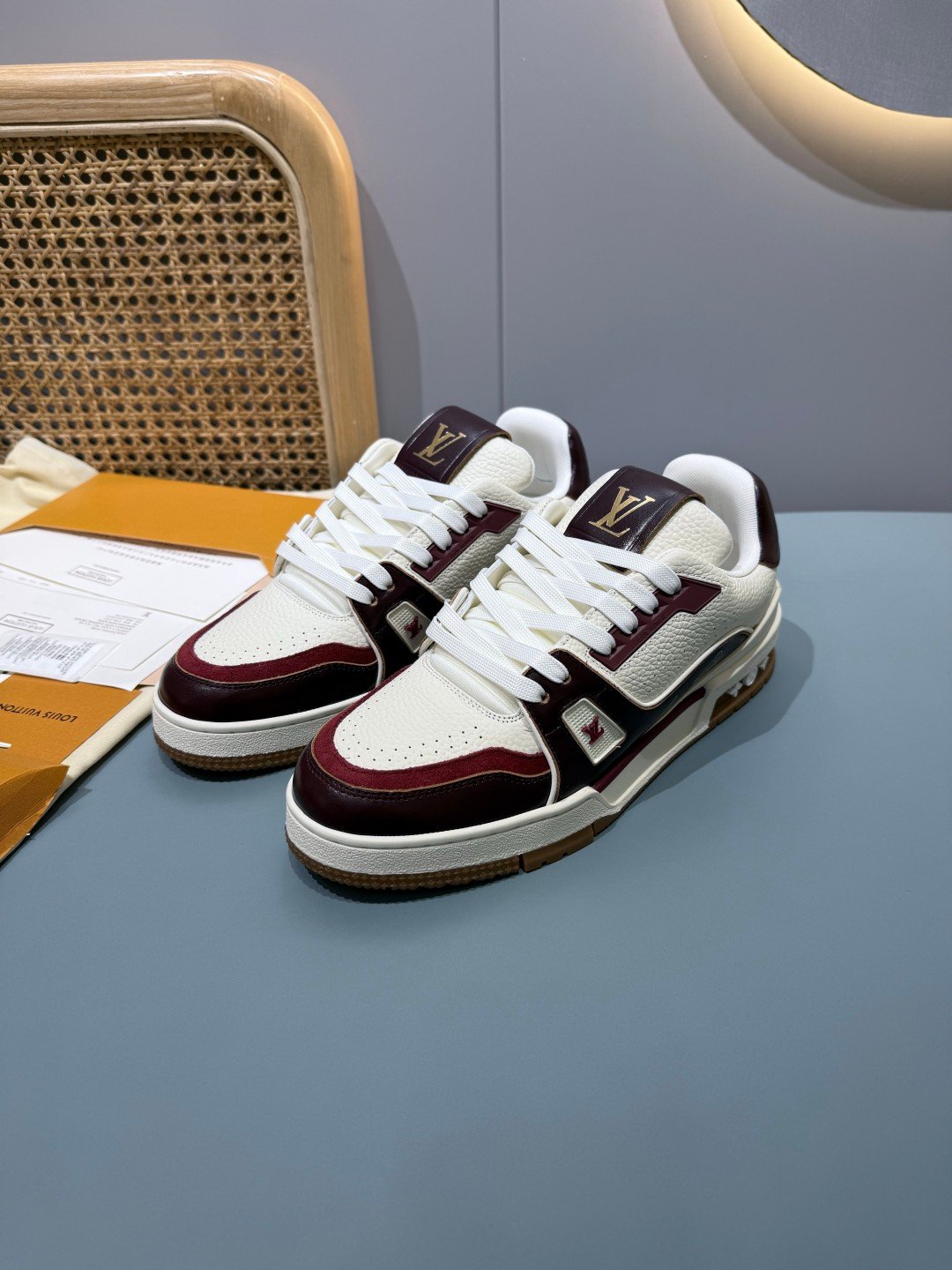 Sneakers Trainer 'Blanc Bordeaux' — vue 16