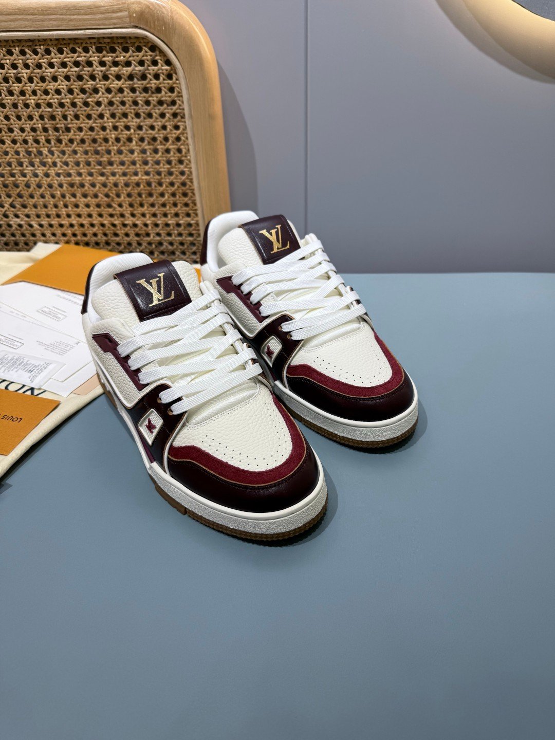 Sneakers Trainer 'Blanc Bordeaux' — vue 17