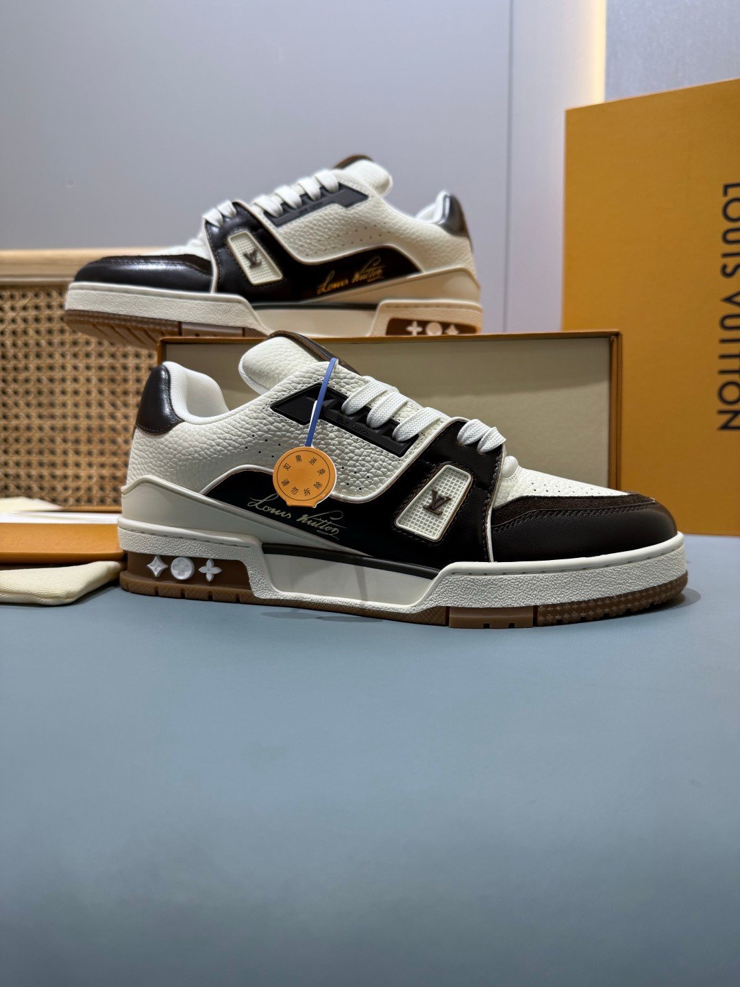 Sneakers Trainer 'Blanc Noir Marron' — vue 31