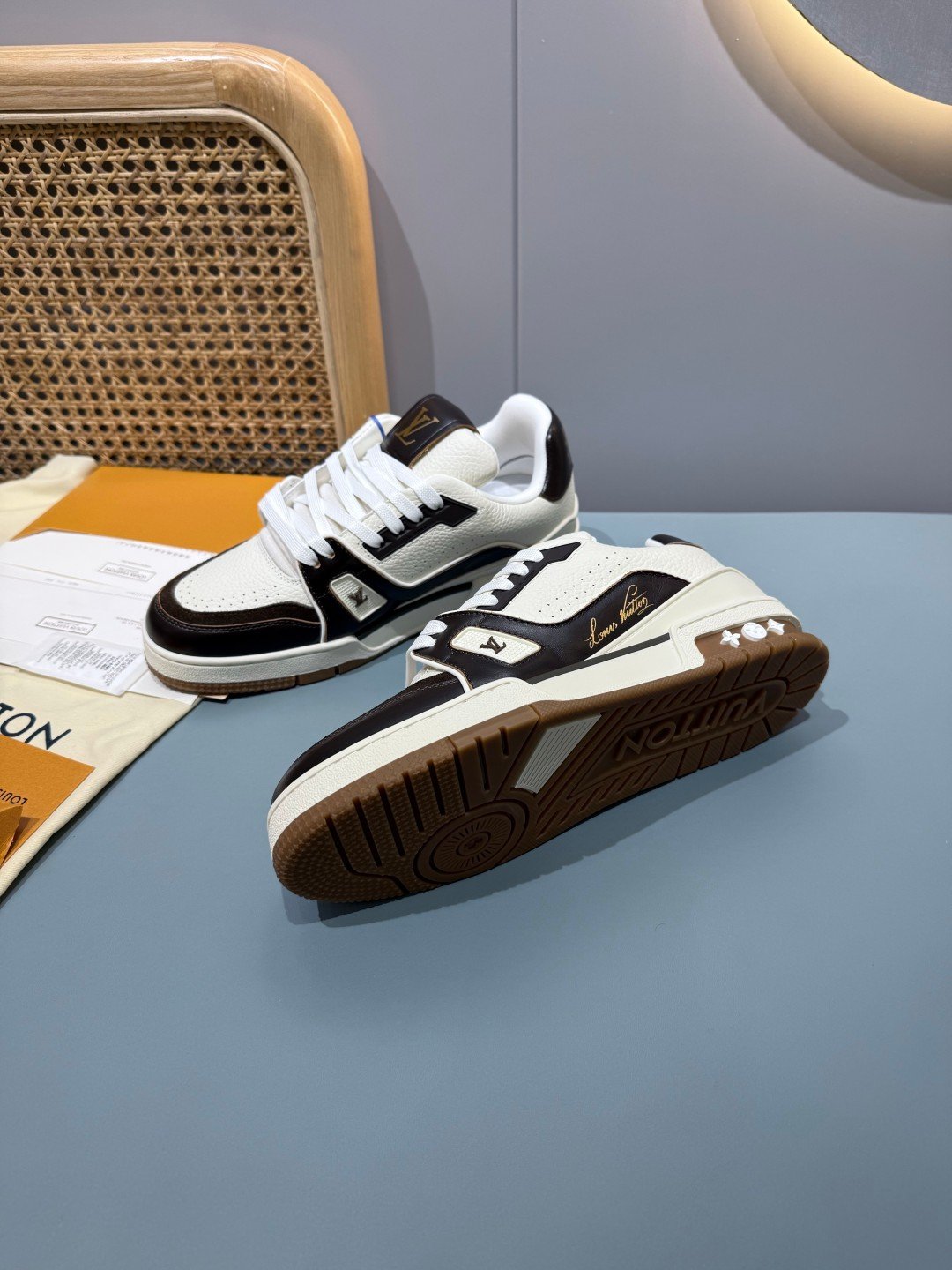 Sneakers Trainer 'Blanc Noir Marron' — vue 34