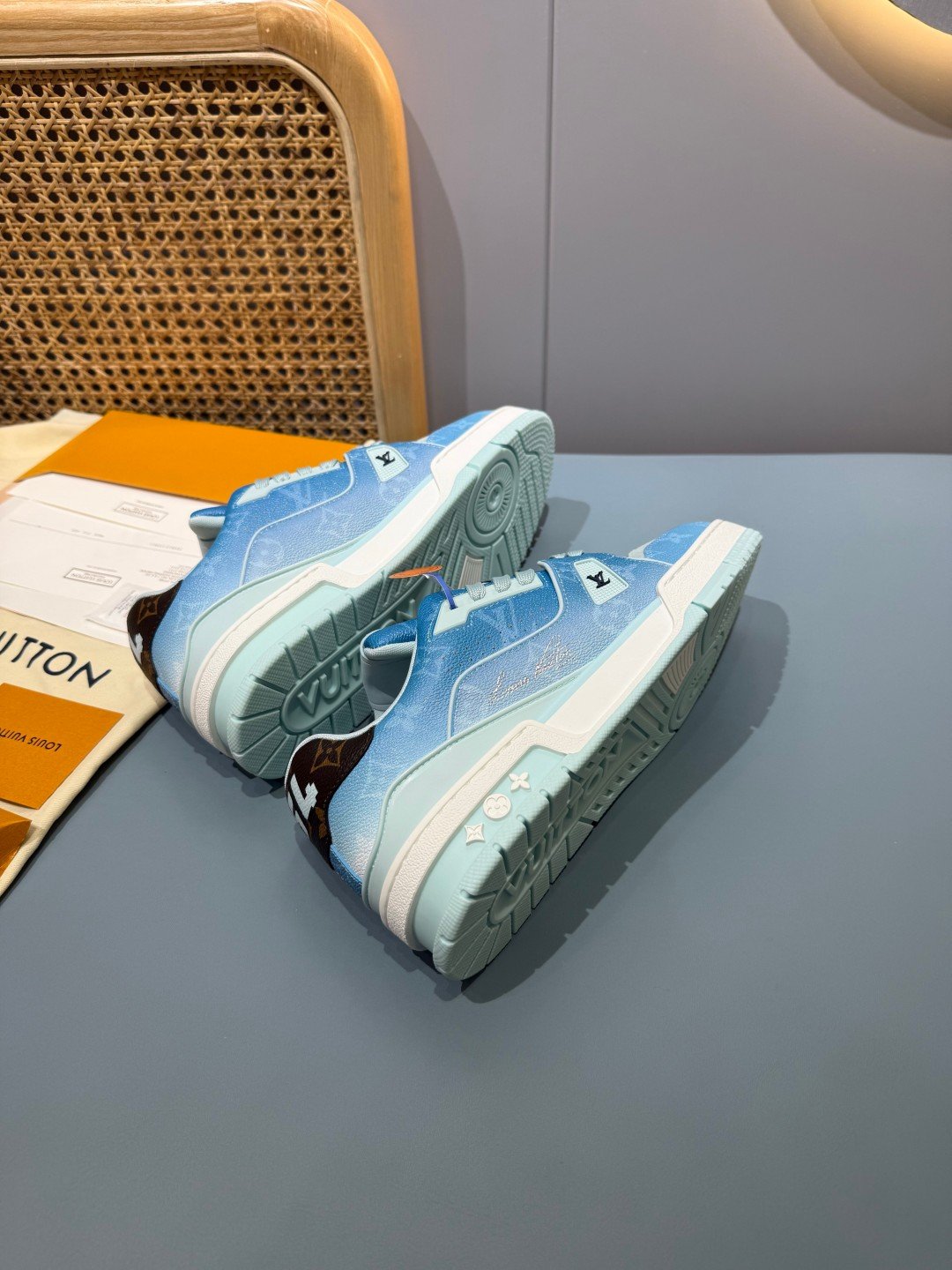 Sneakers Trainer 'Bleu Glacier' — vue 22