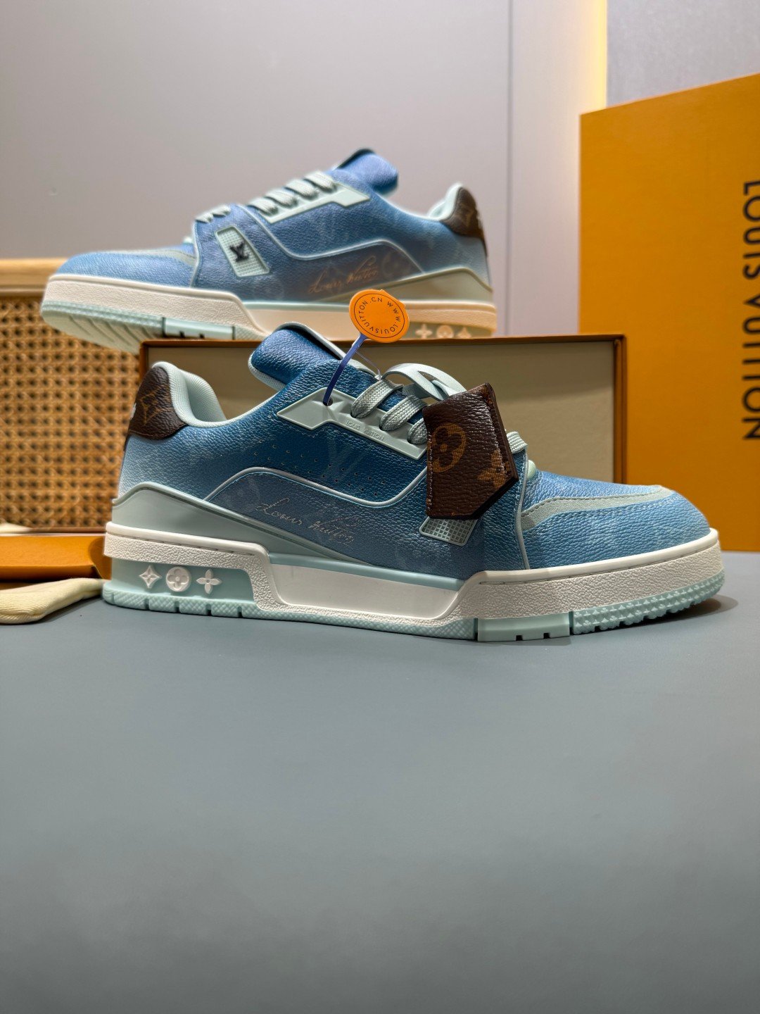 Sneakers Trainer 'Bleu Glacier' — vue 30